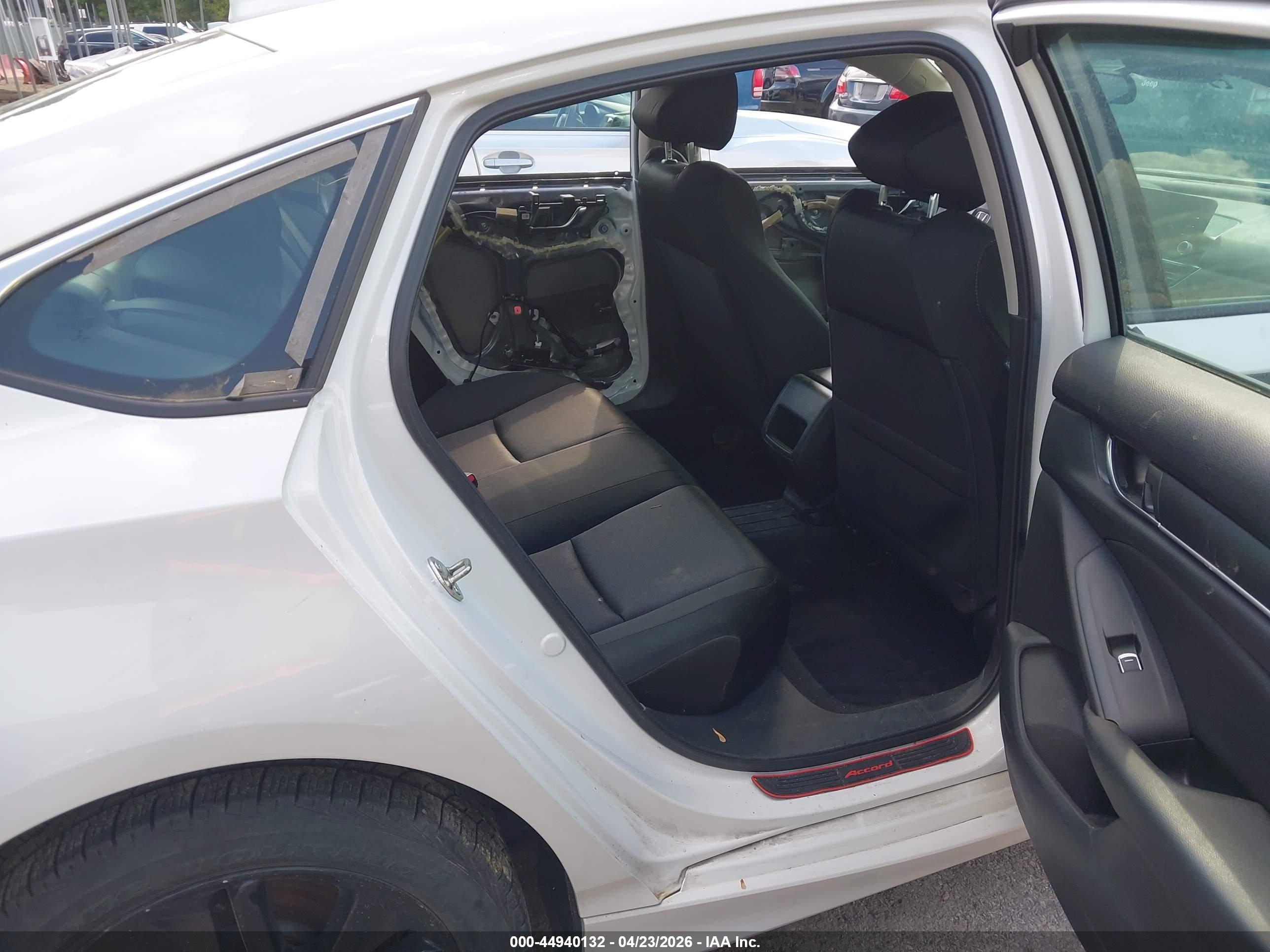 HONDA ACCORD image 8