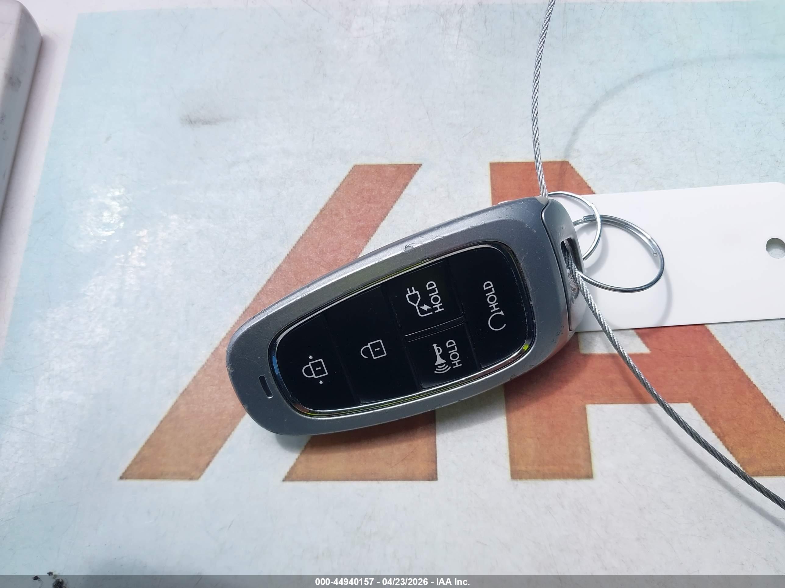 HYUNDAI IONIQ image 11