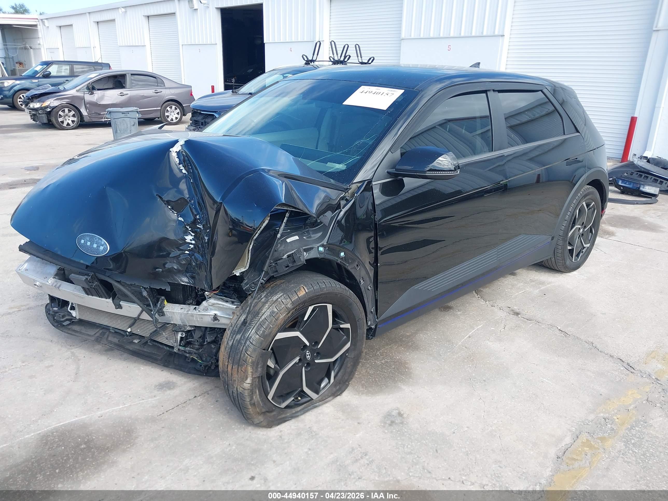 HYUNDAI IONIQ image 2