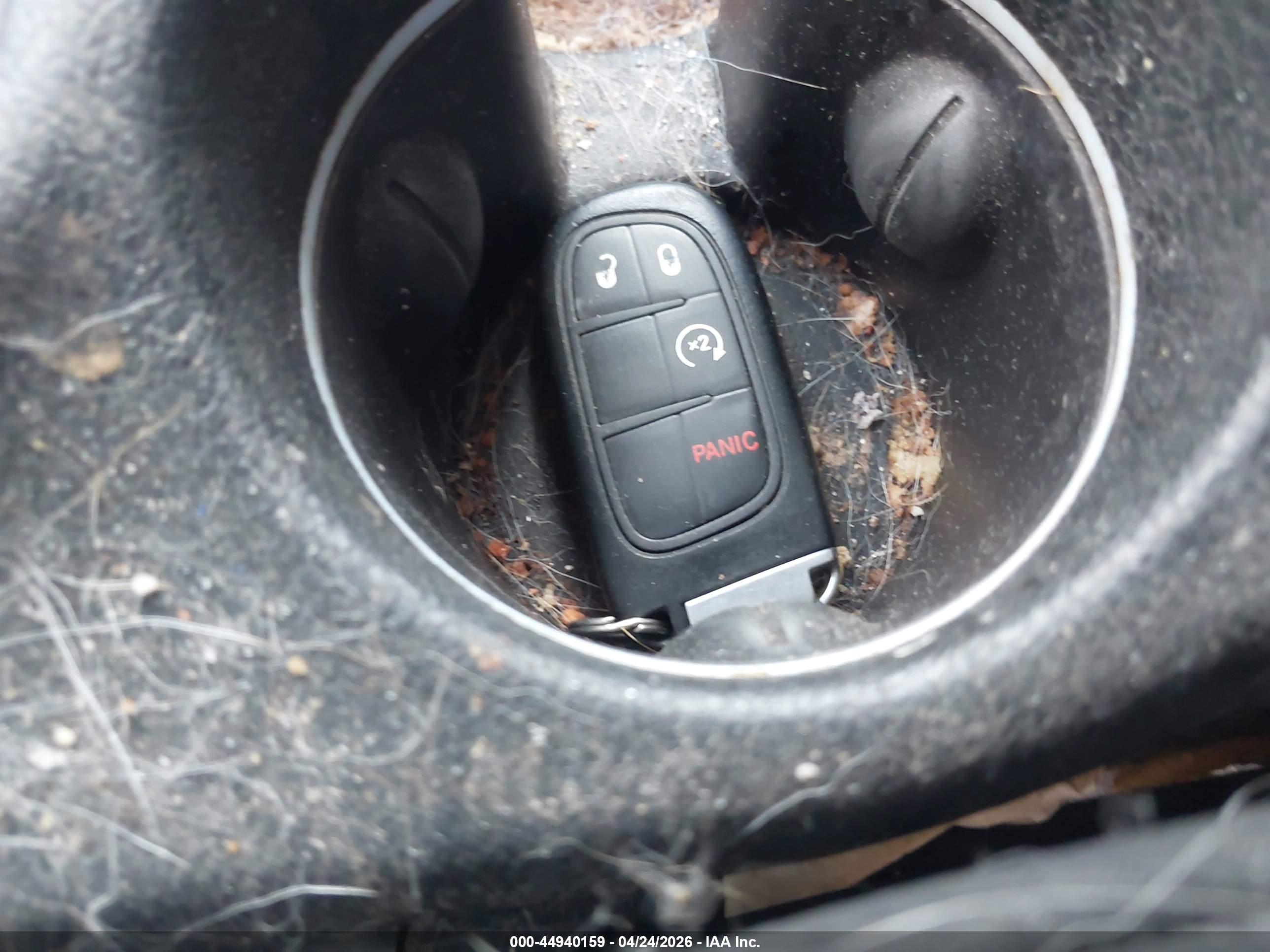JEEP CHEROKEE image 11
