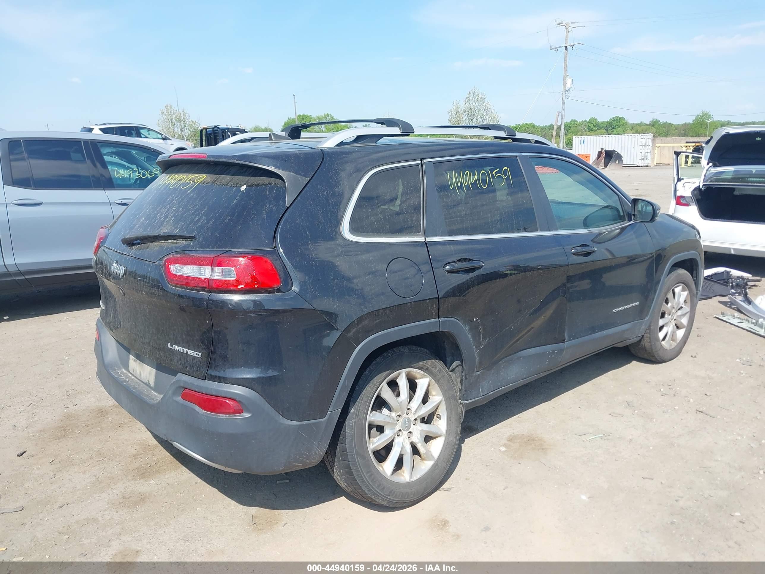 JEEP CHEROKEE image 4