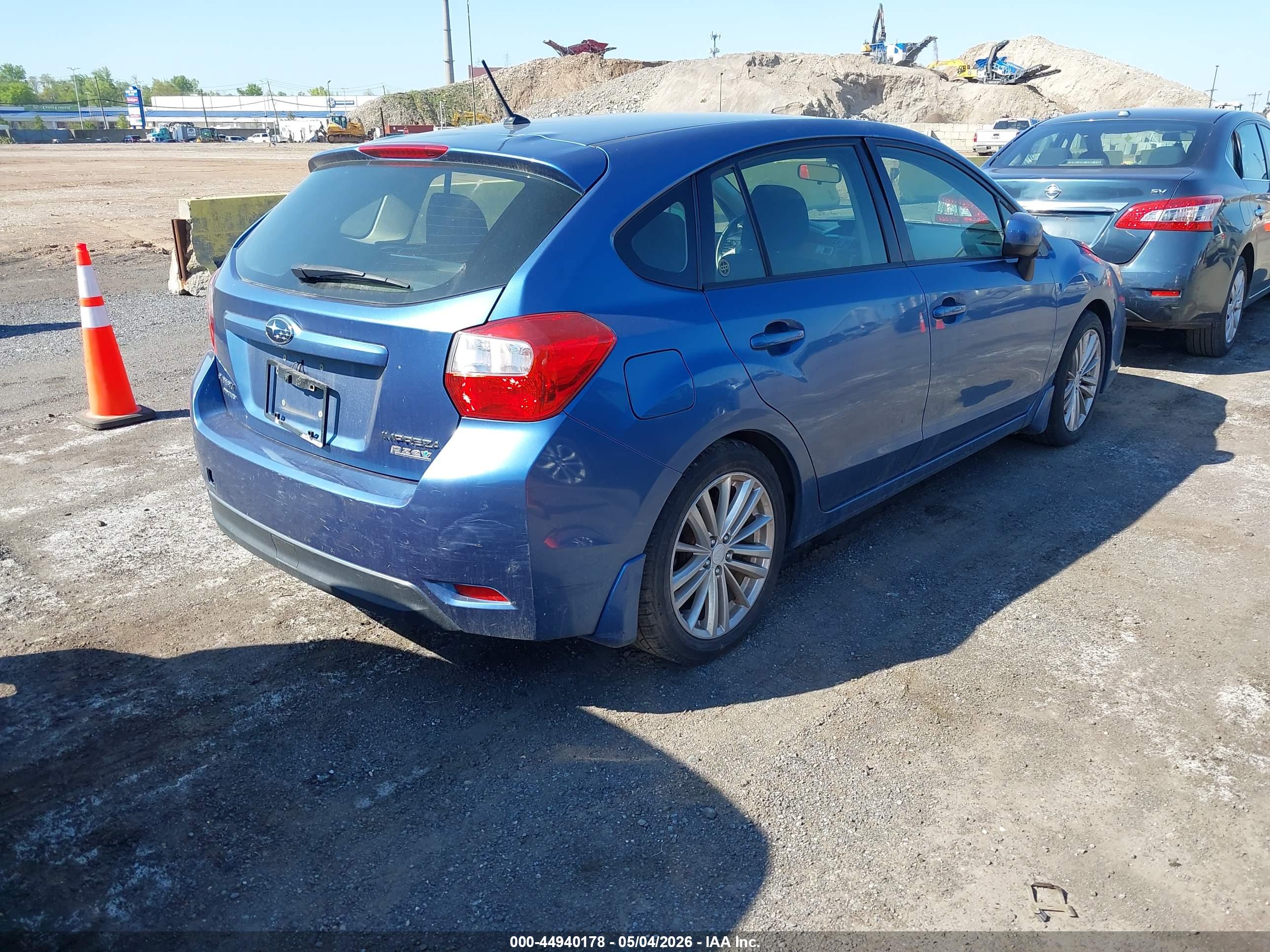 SUBARU IMPREZA image 4