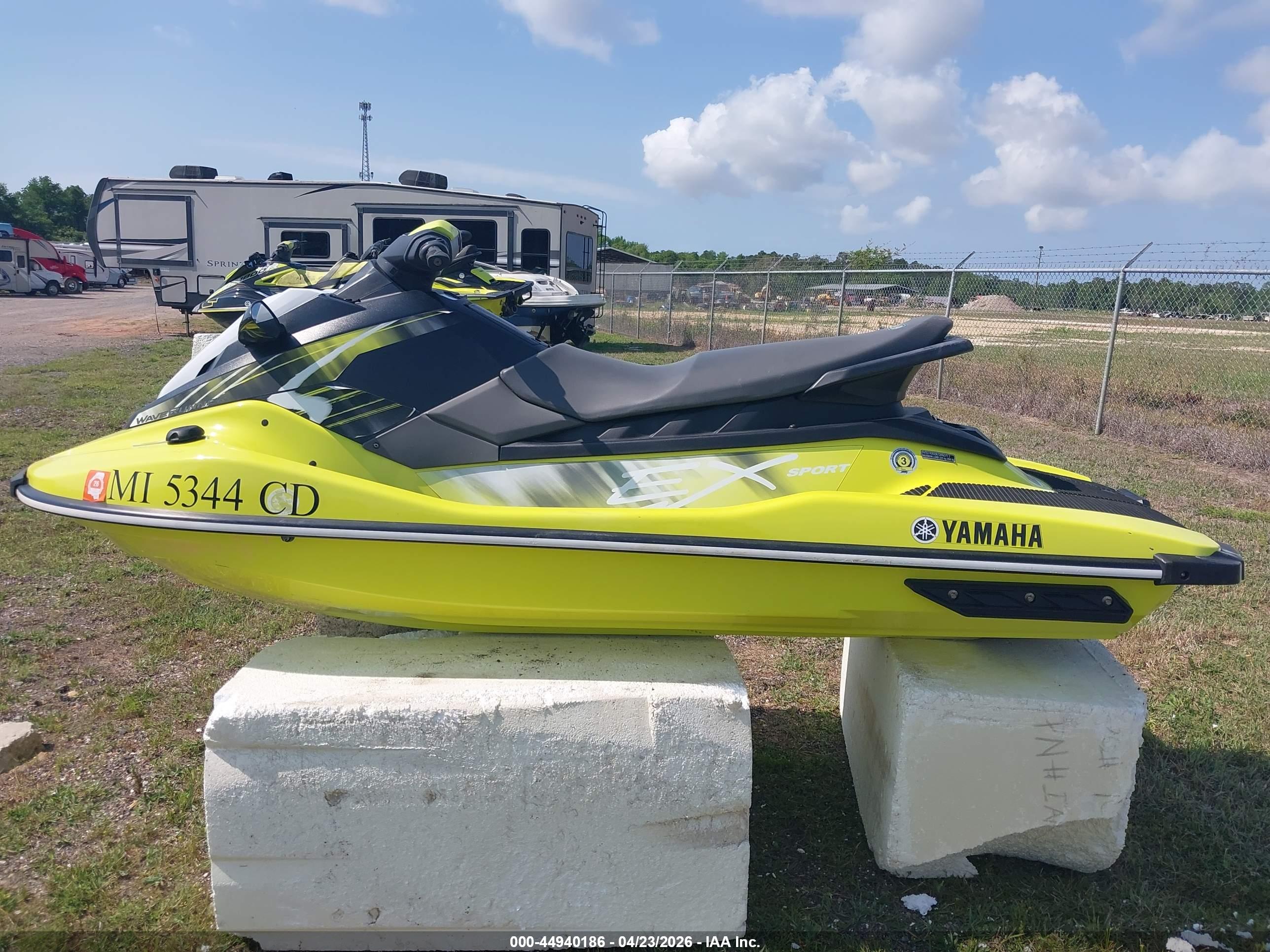 YAMAHA CRUISER image 6