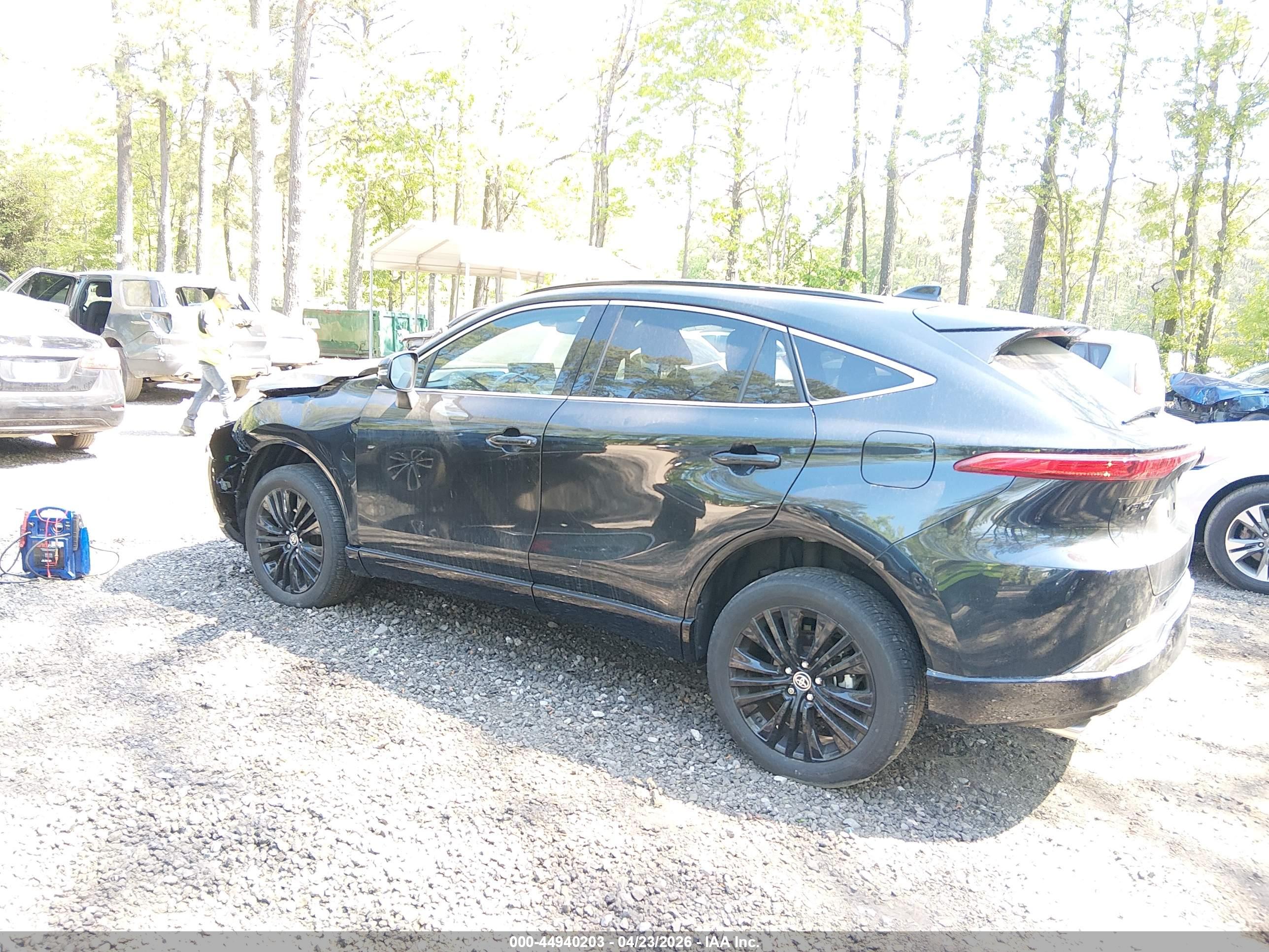 TOYOTA VENZA image 3