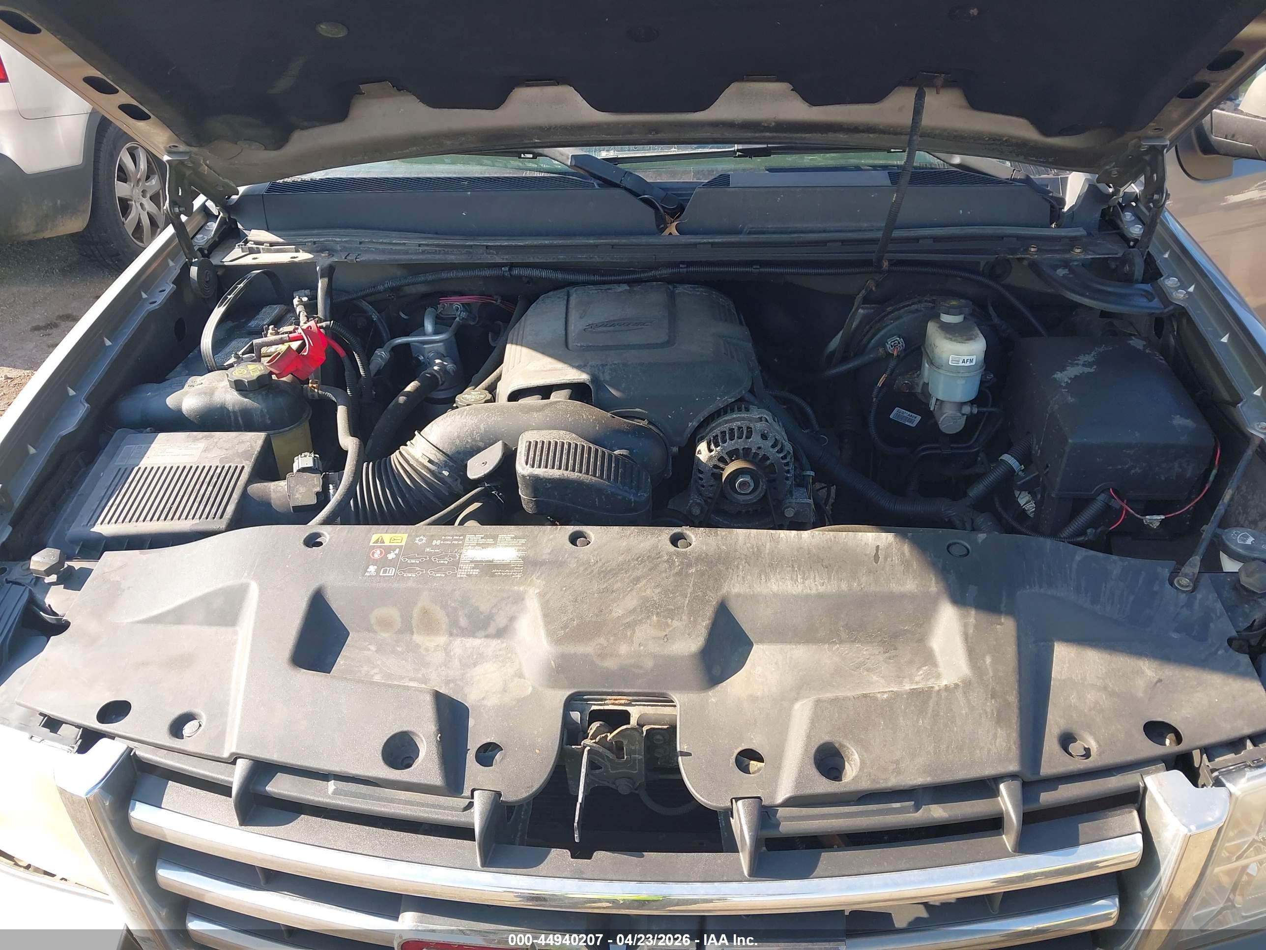 GMC SIERRA image 10