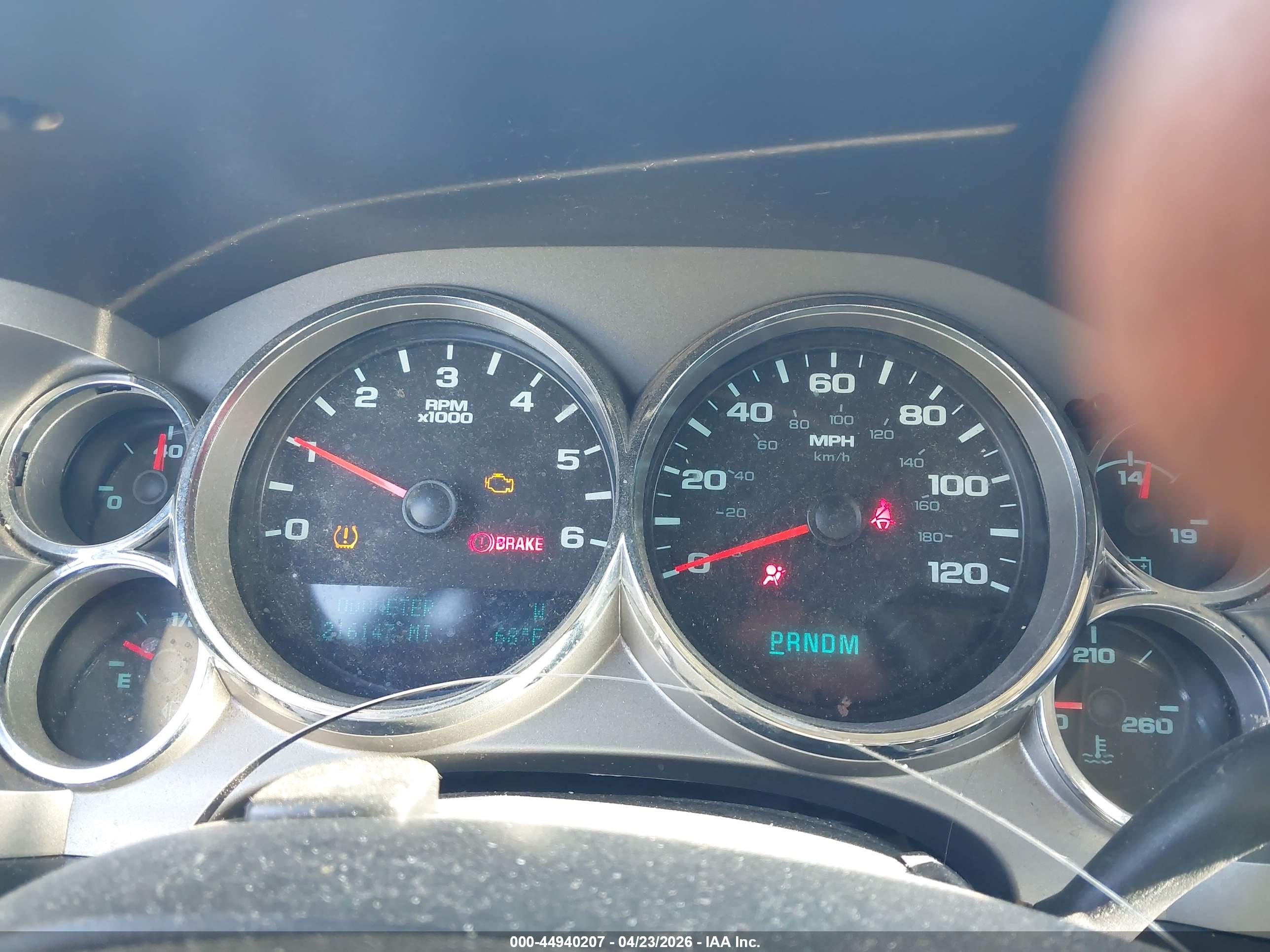 GMC SIERRA image 7
