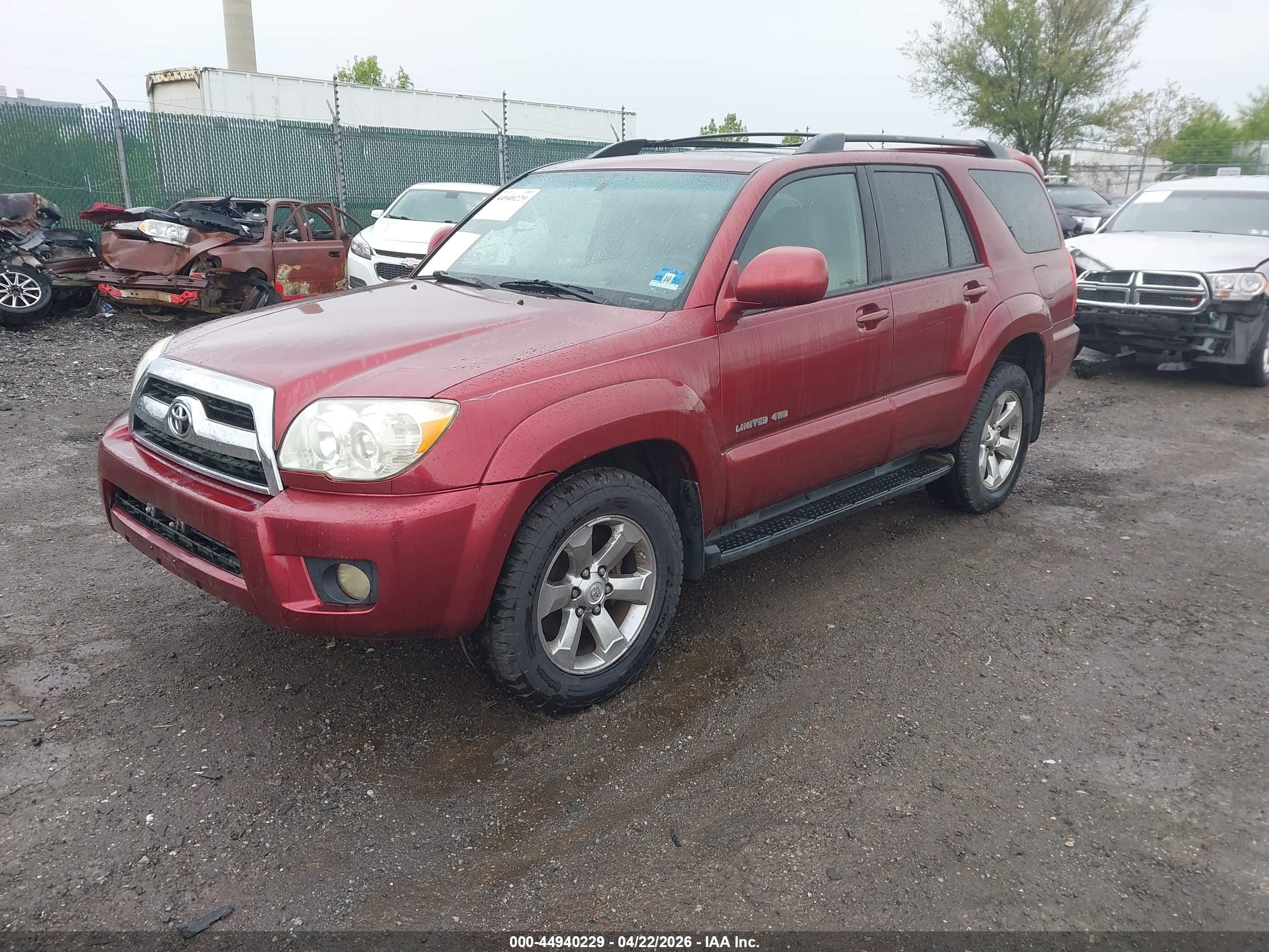 TOYOTA 4RUNNER image 2