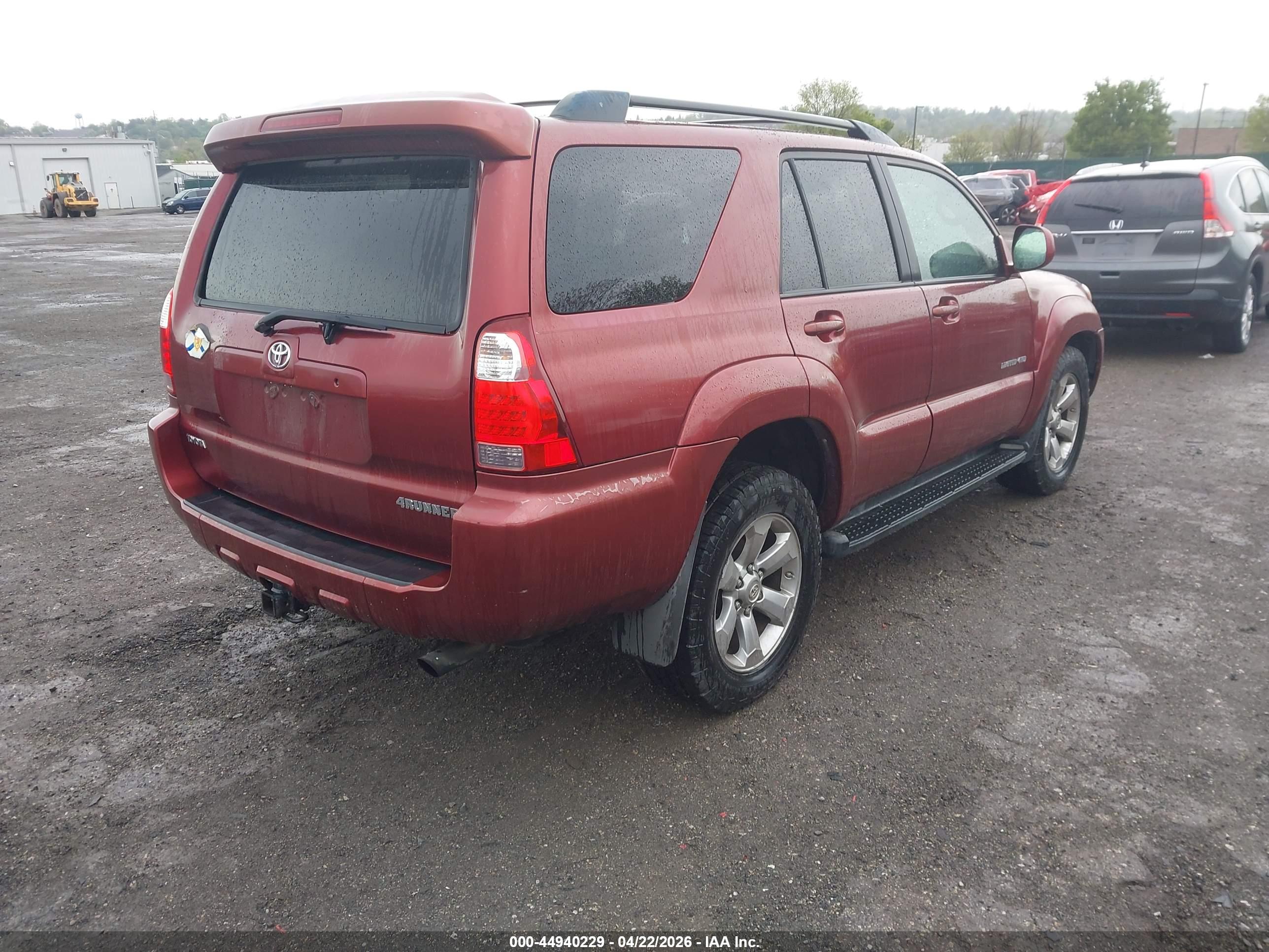 TOYOTA 4RUNNER image 4
