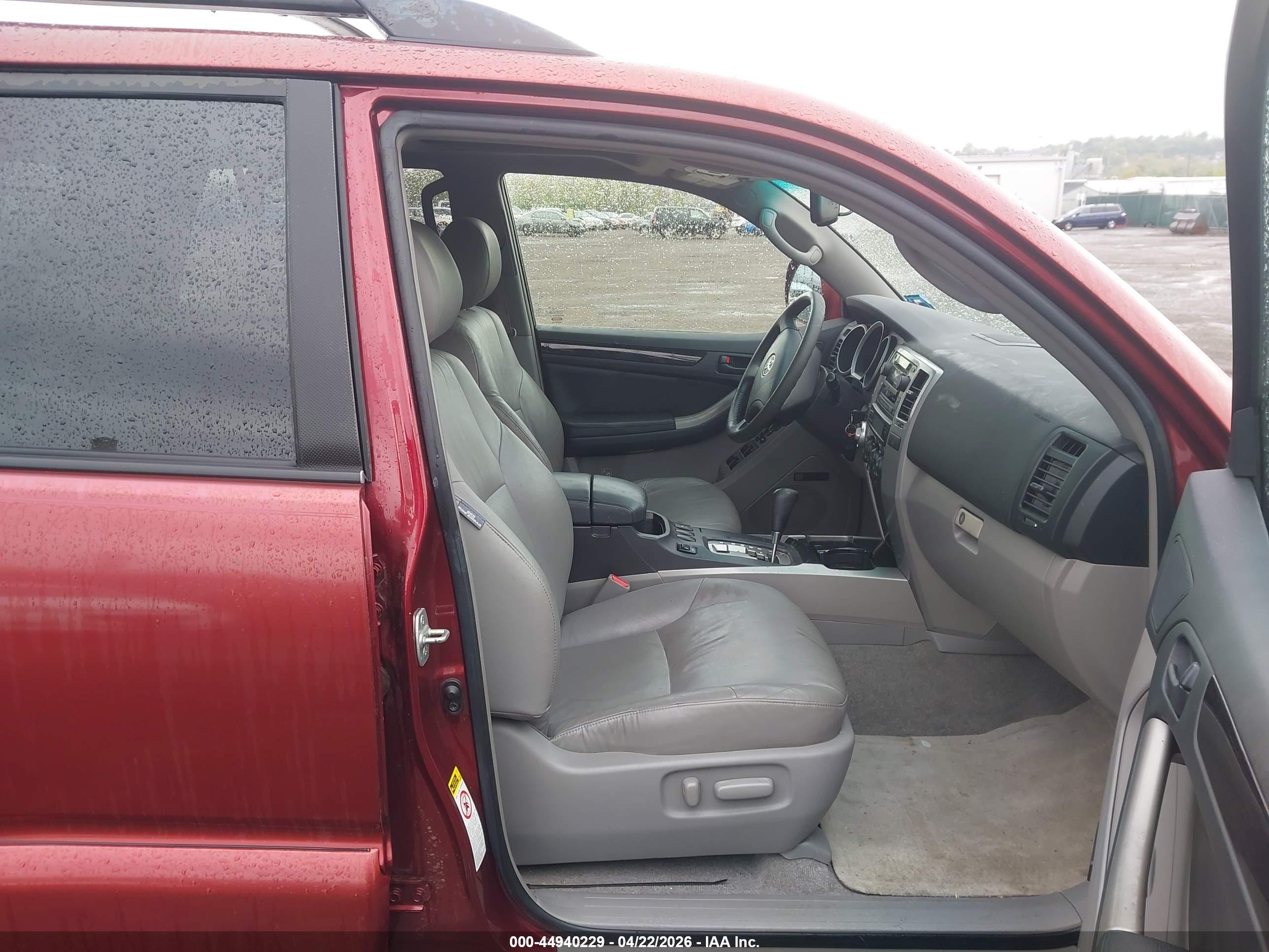 TOYOTA 4RUNNER image 5