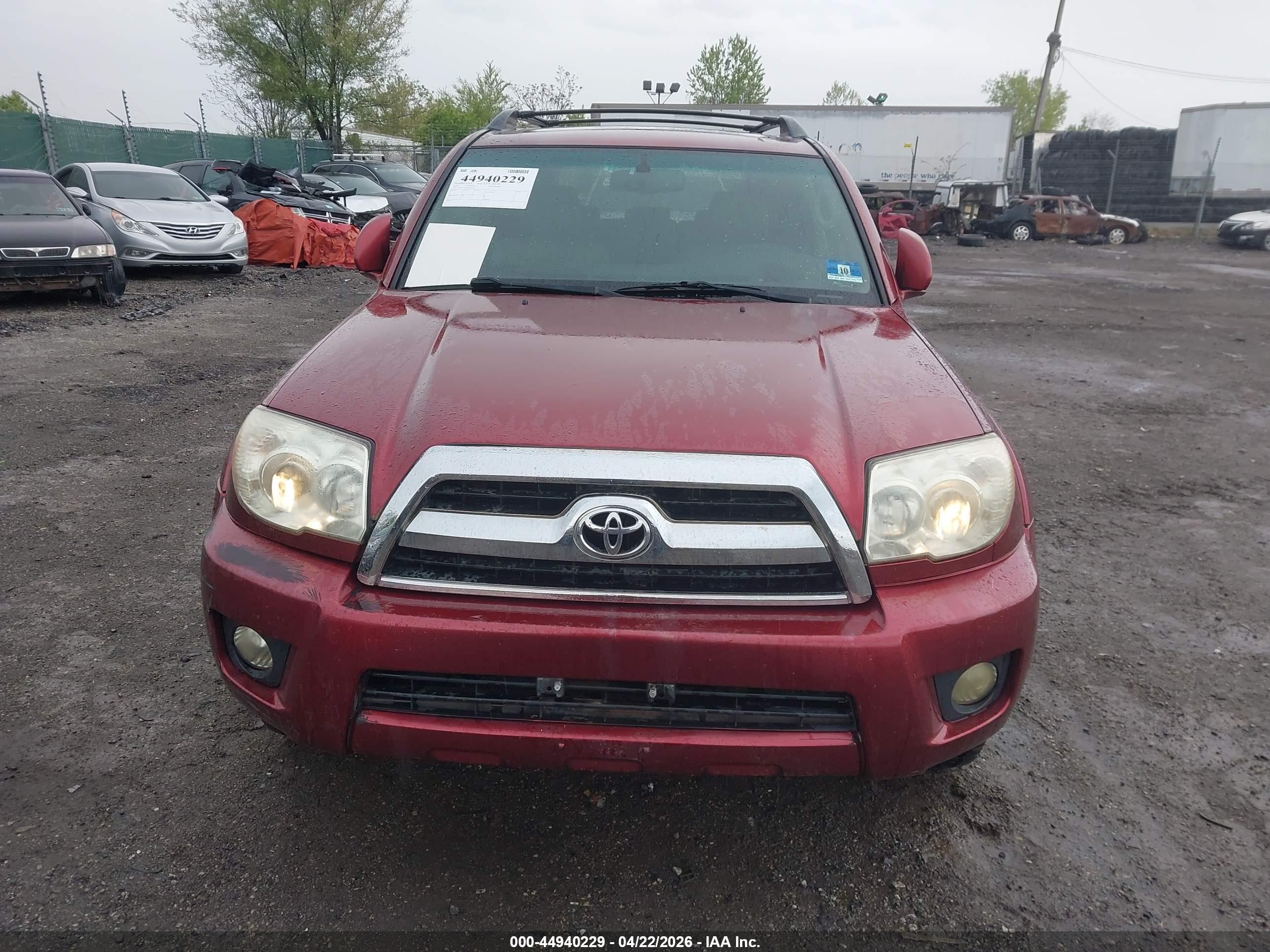 TOYOTA 4RUNNER image 6