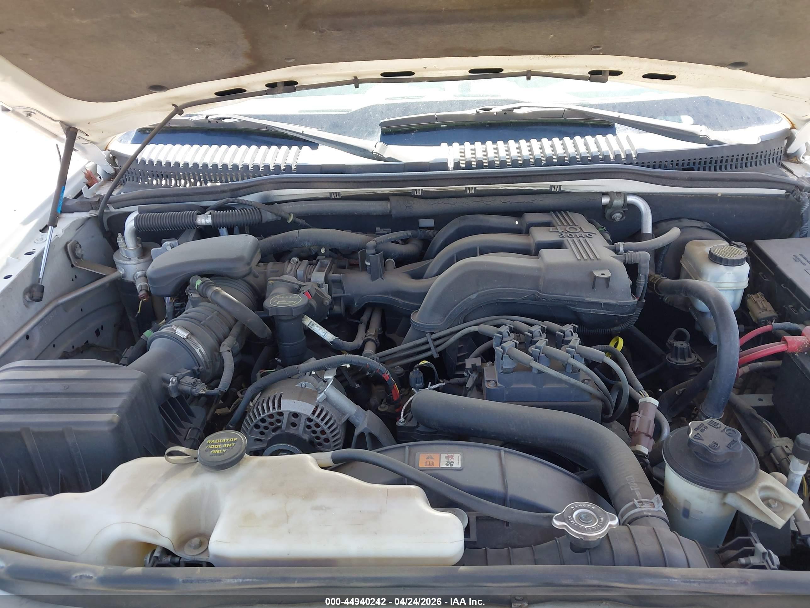 FORD EXPLORER image 10