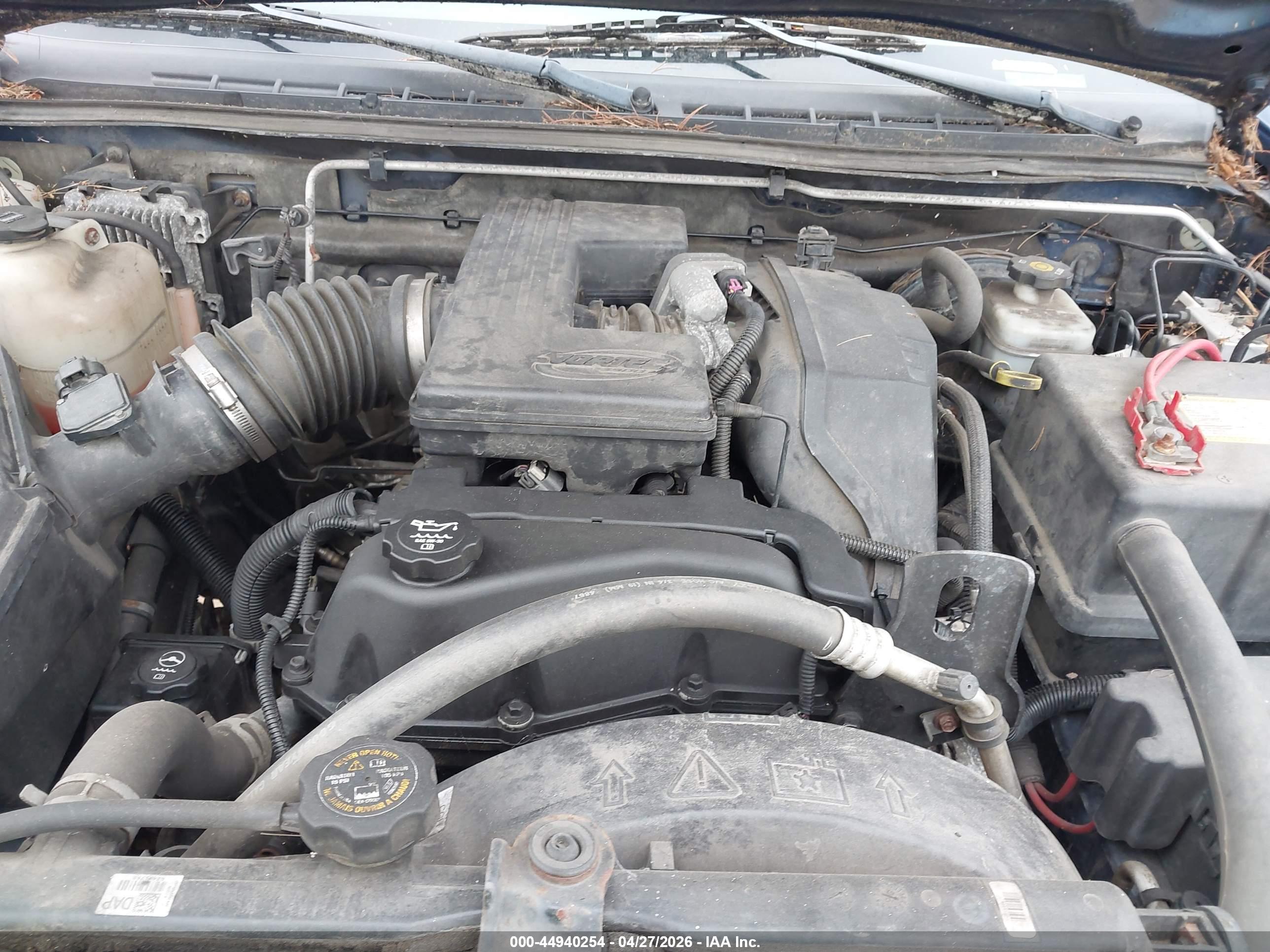 CHEVROLET COLORADO image 10