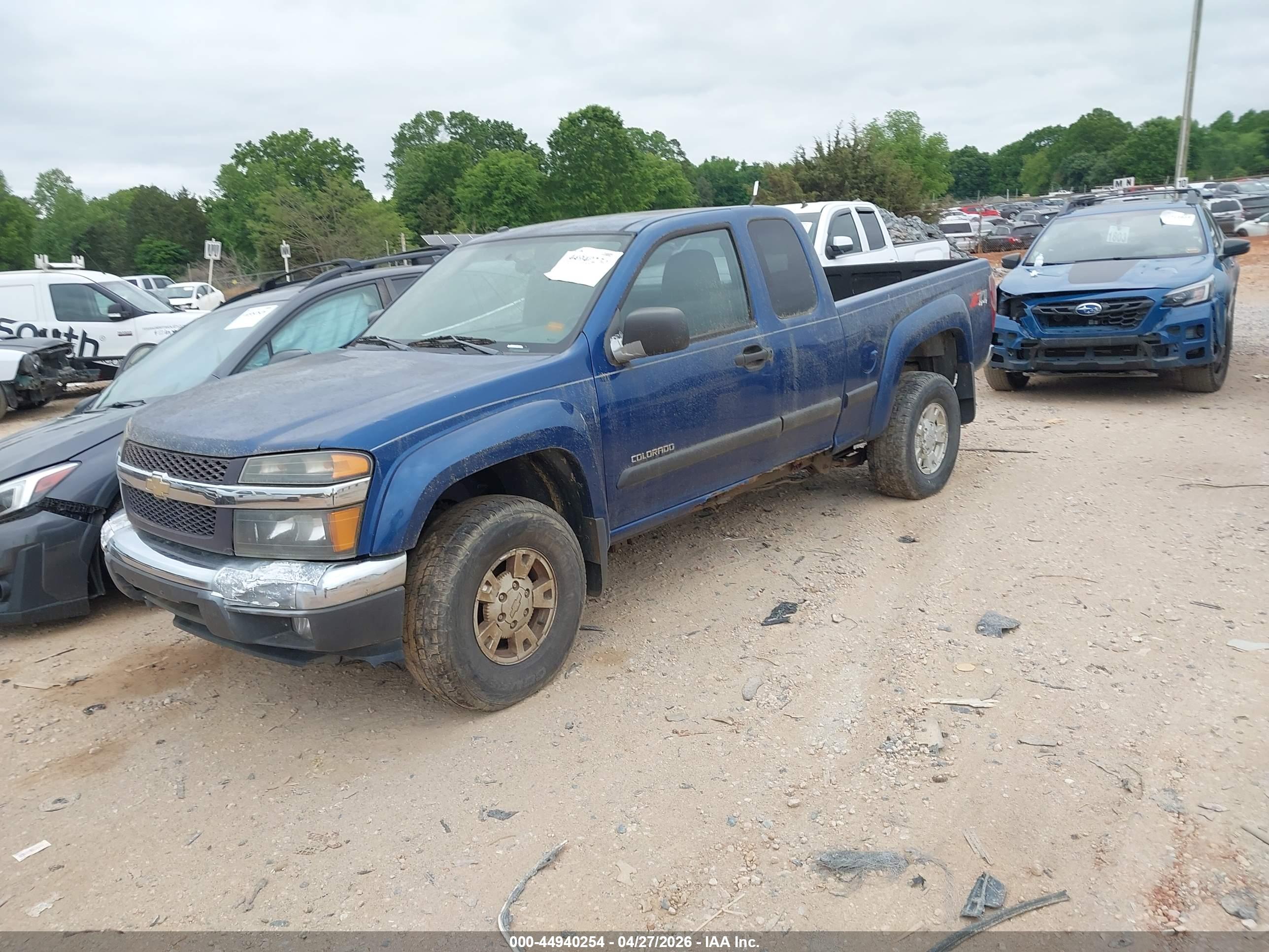 CHEVROLET COLORADO image 2