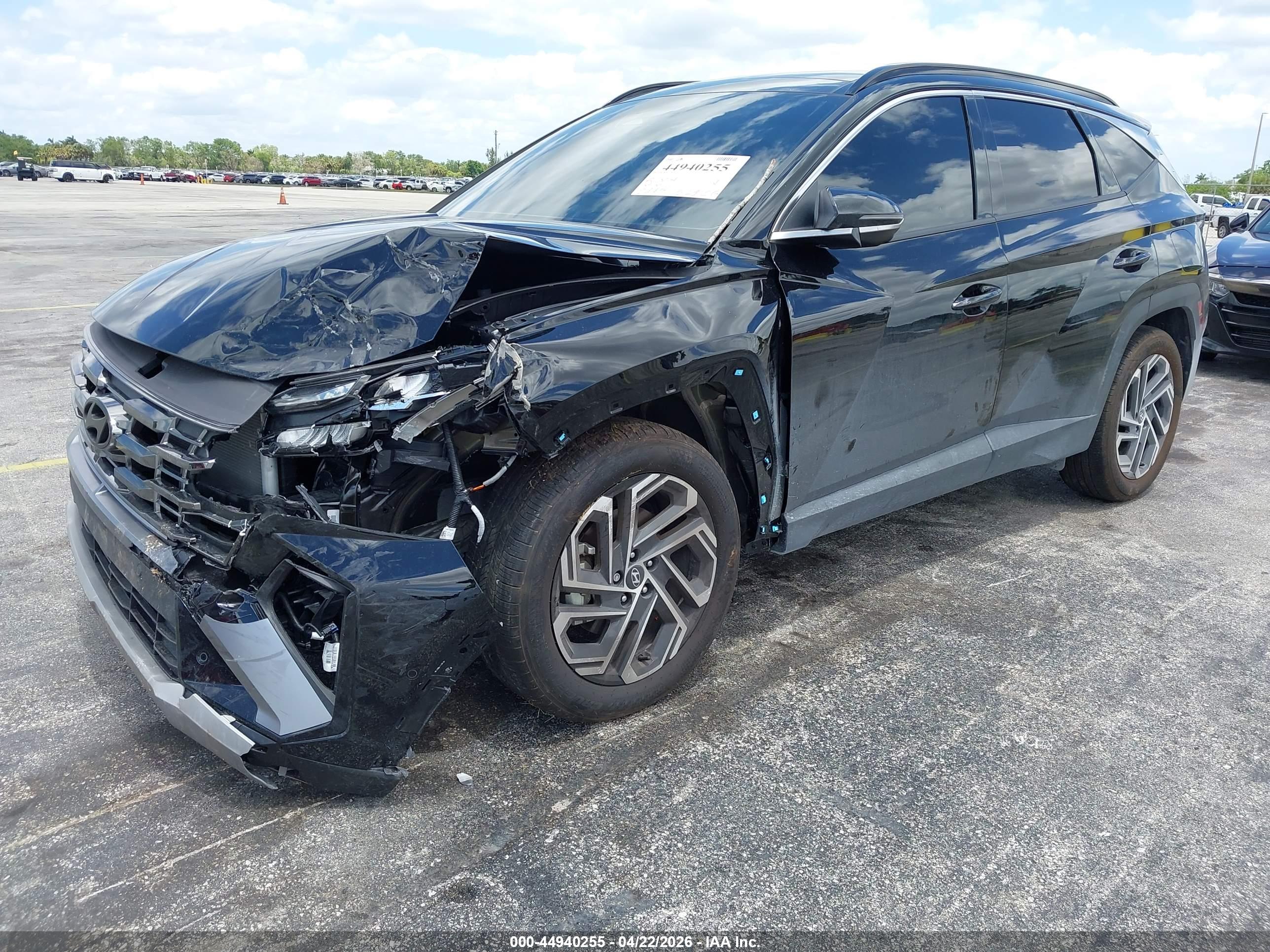 HYUNDAI TUCSON image 6