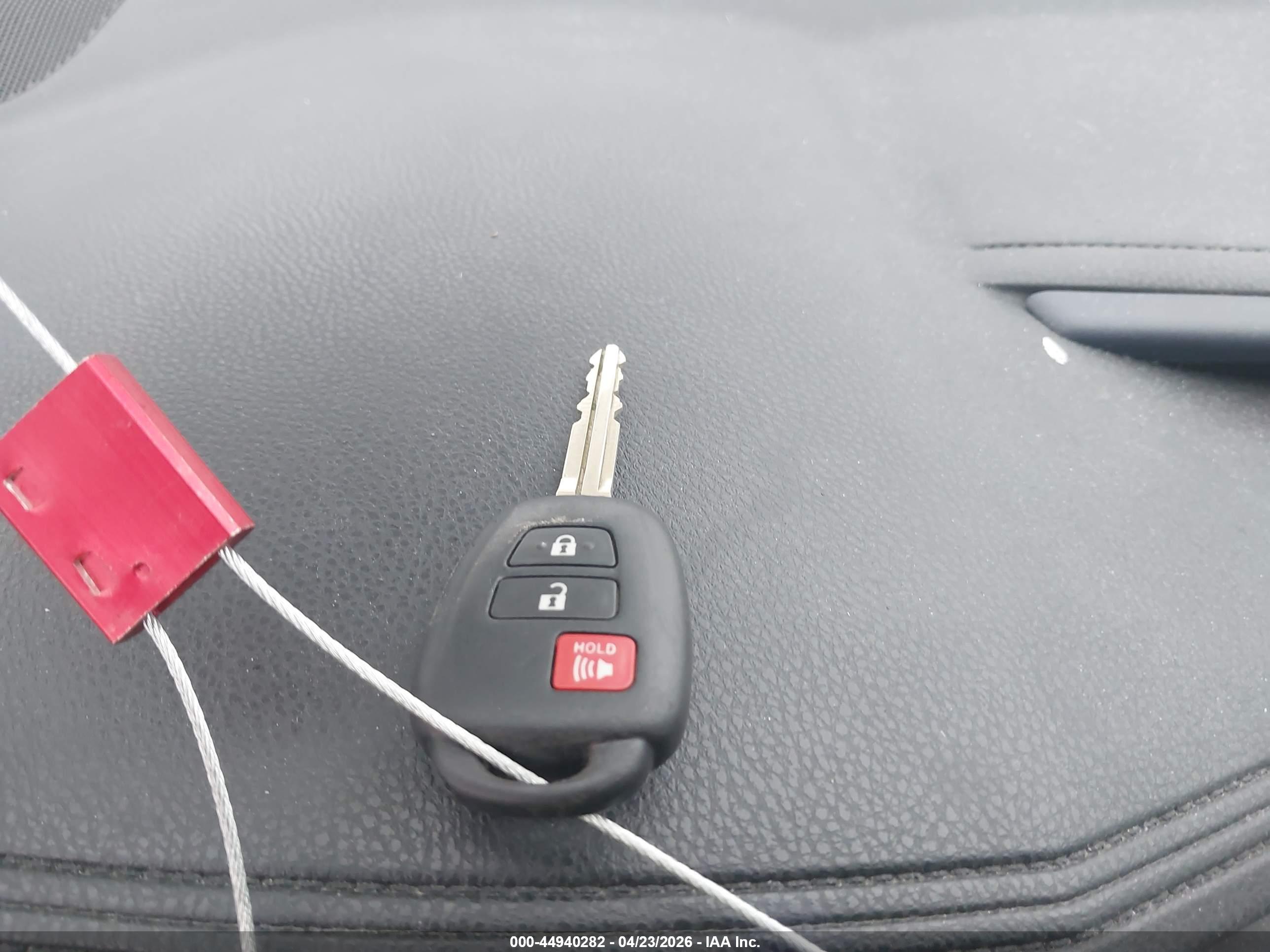 TOYOTA HIGHLANDER image 11