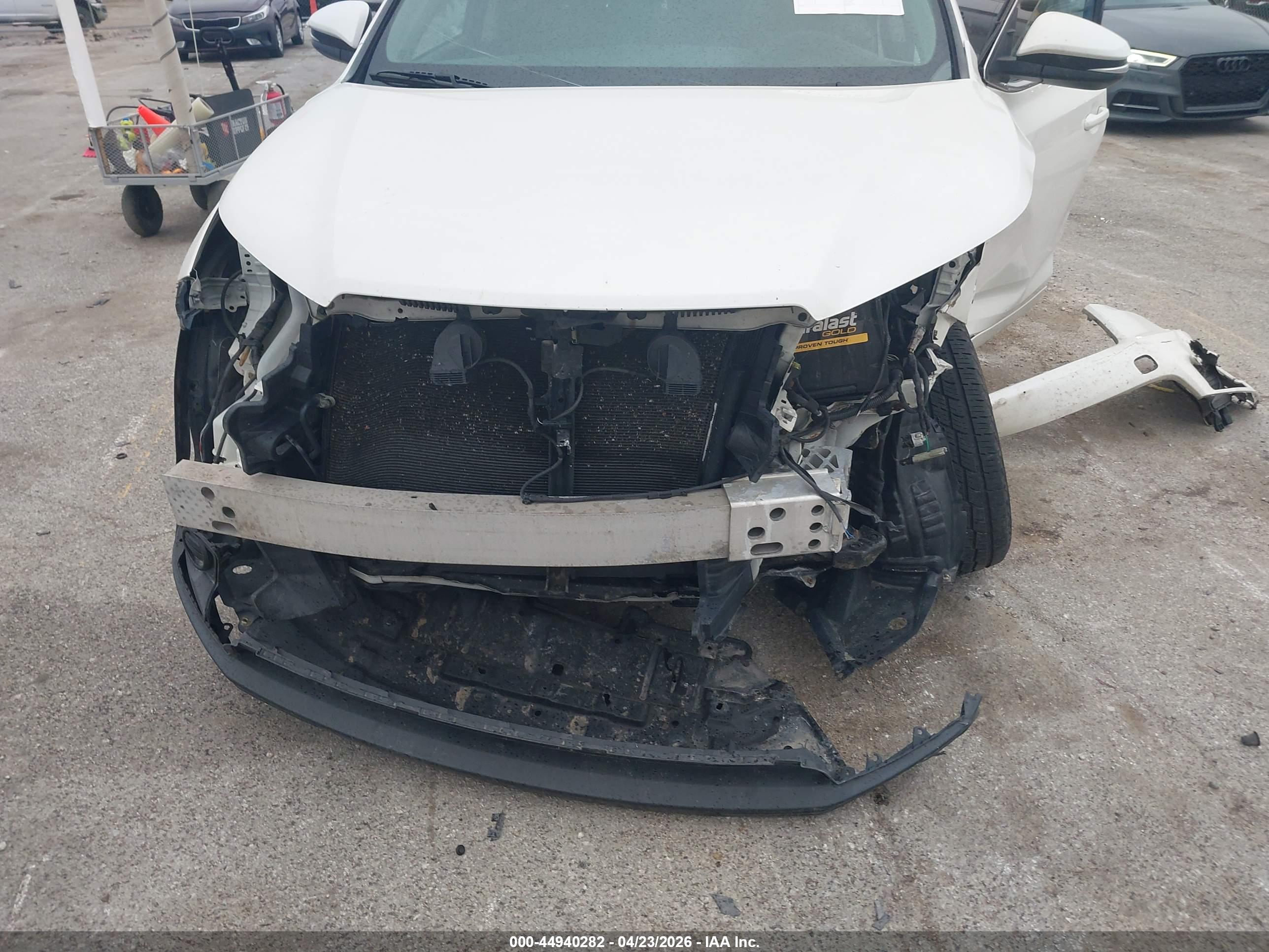 TOYOTA HIGHLANDER image 6