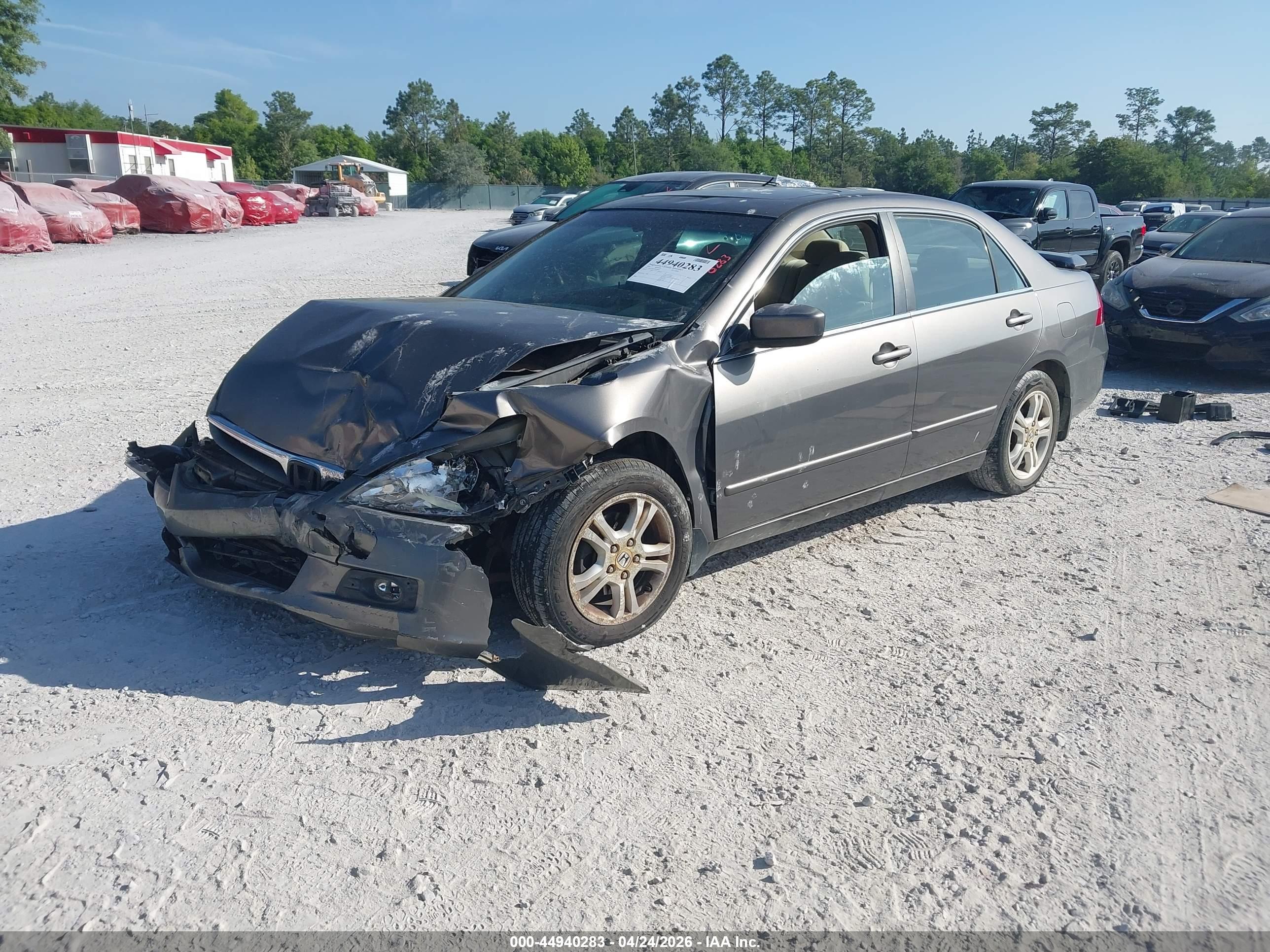 HONDA ACCORD image 2