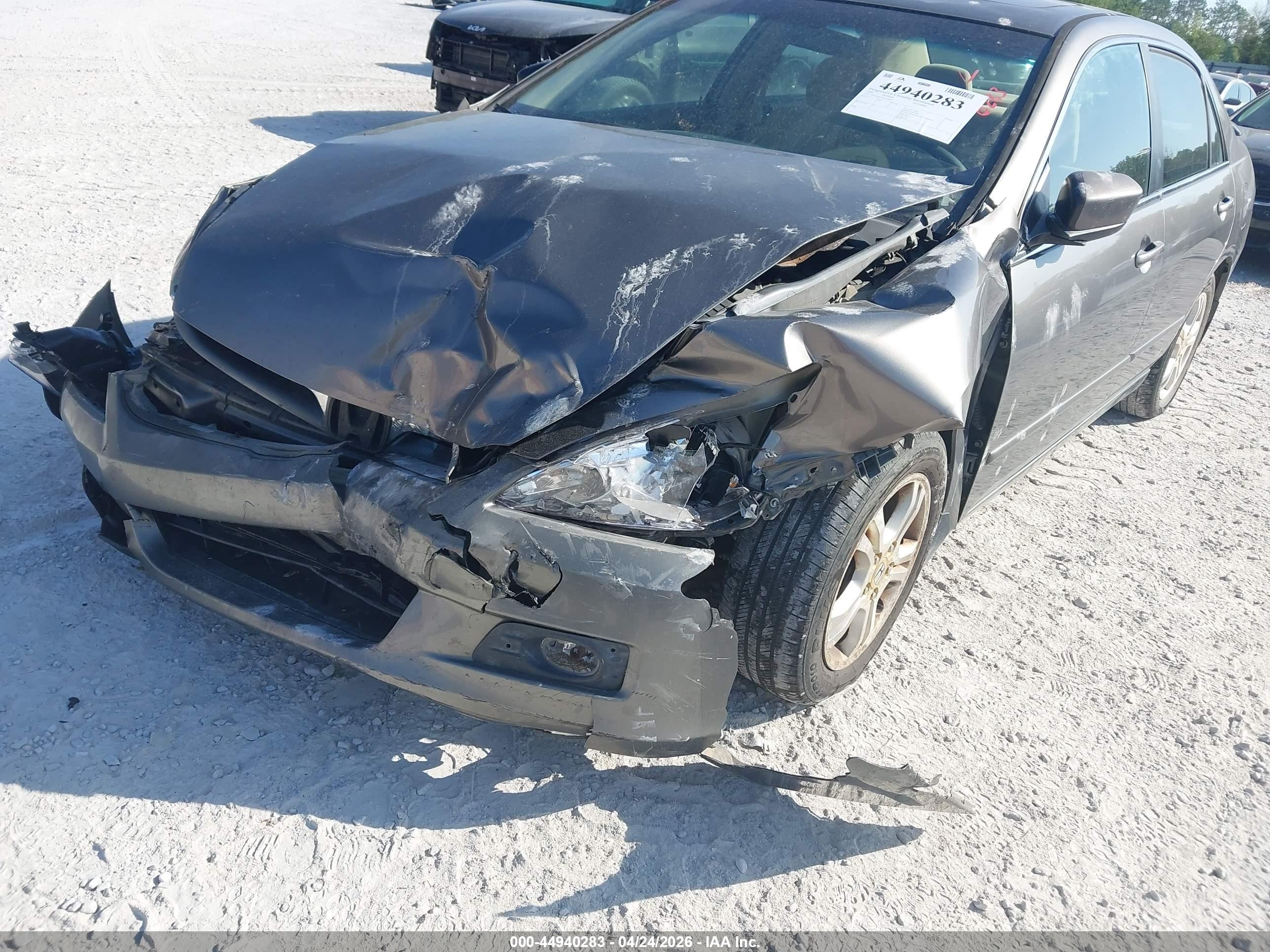 HONDA ACCORD image 6