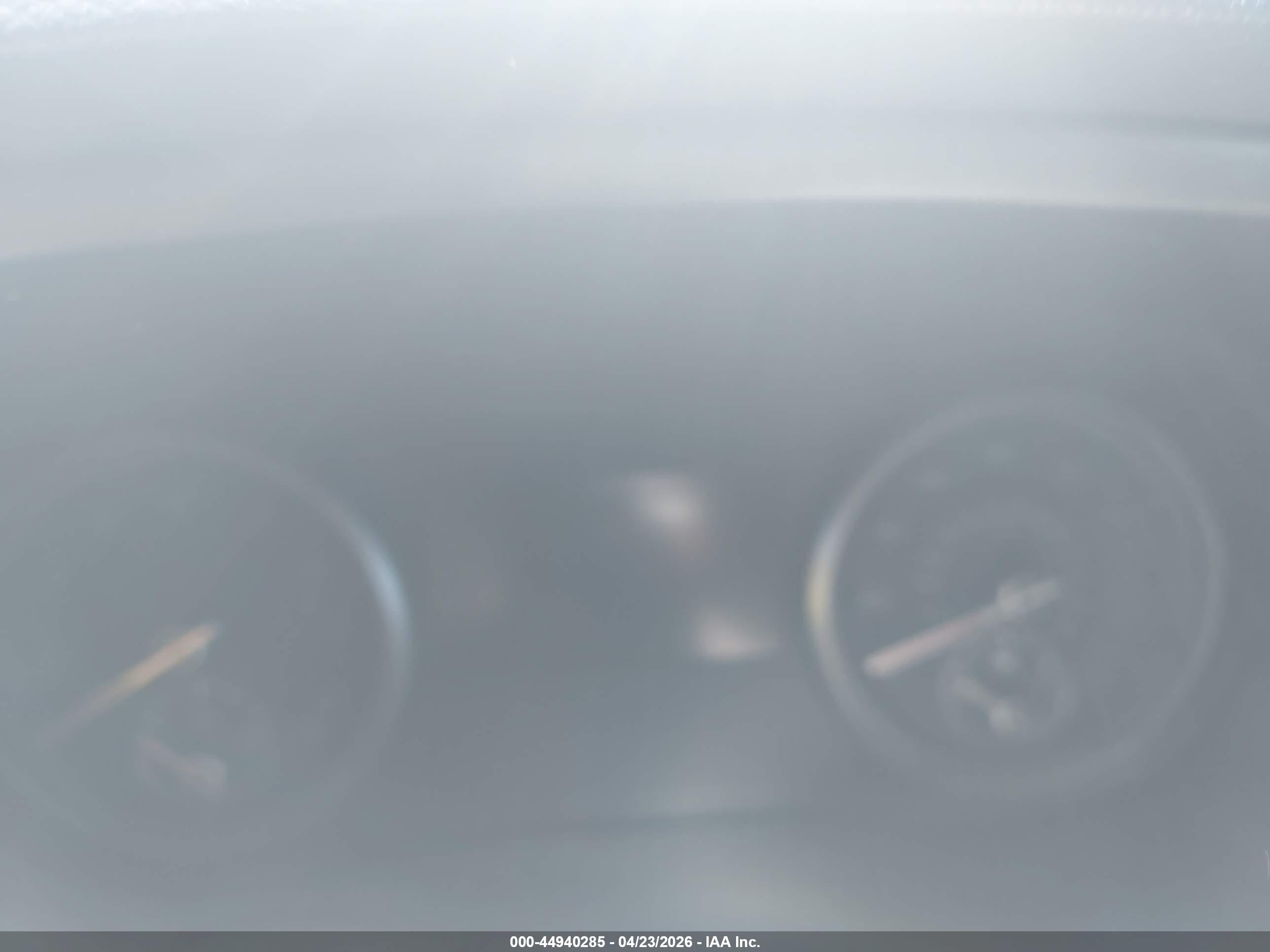 HYUNDAI SANTA image 7