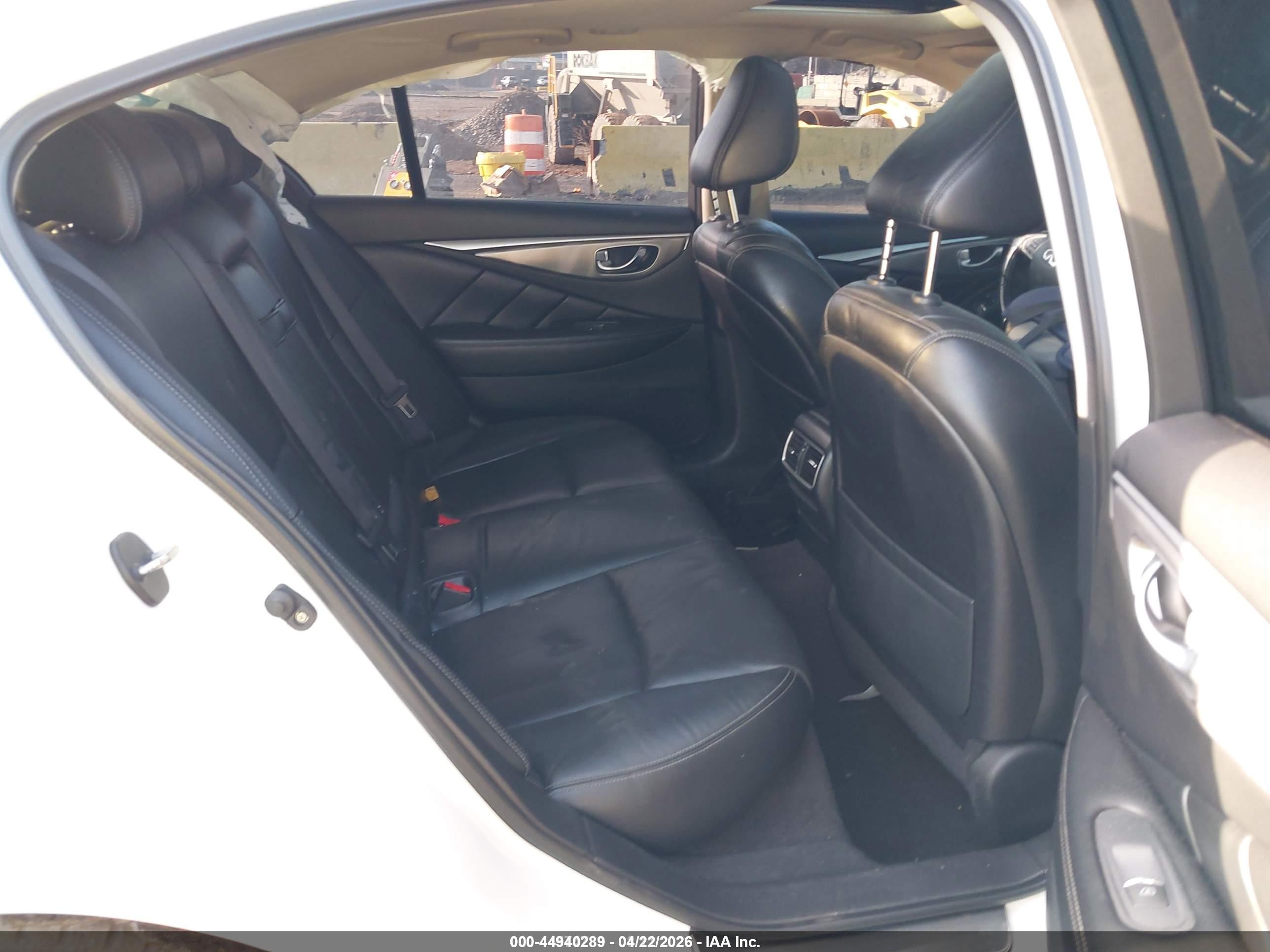 INFINITI Q50 image 8