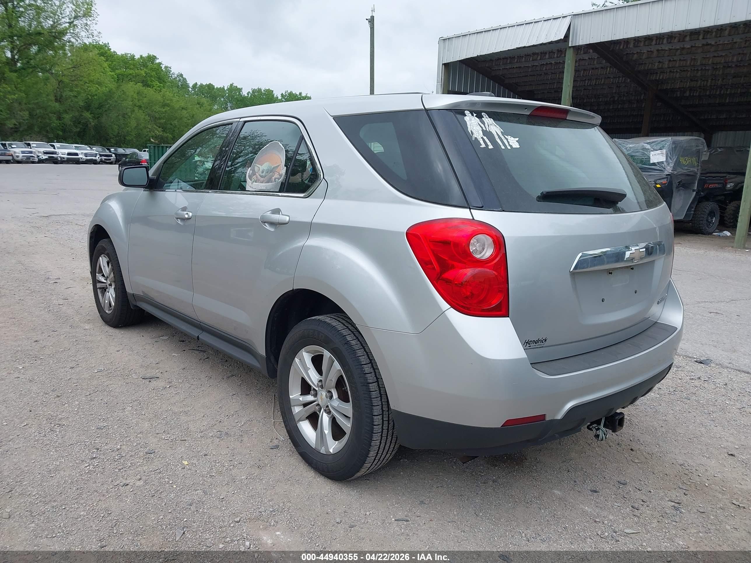CHEVROLET EQUINOX image 3