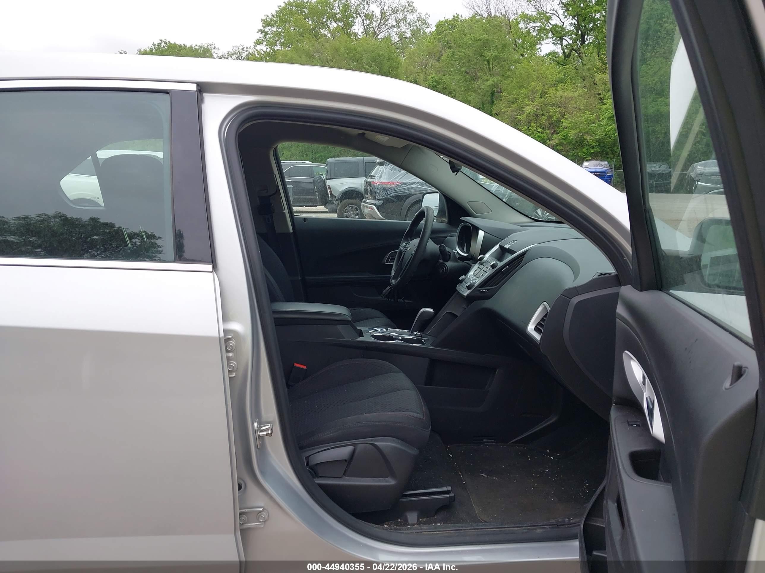 CHEVROLET EQUINOX image 5
