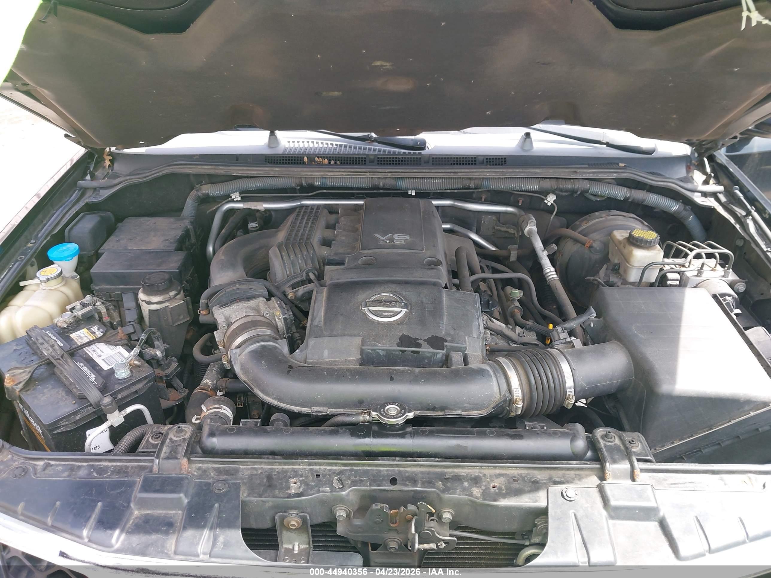 NISSAN FRONTIER image 10