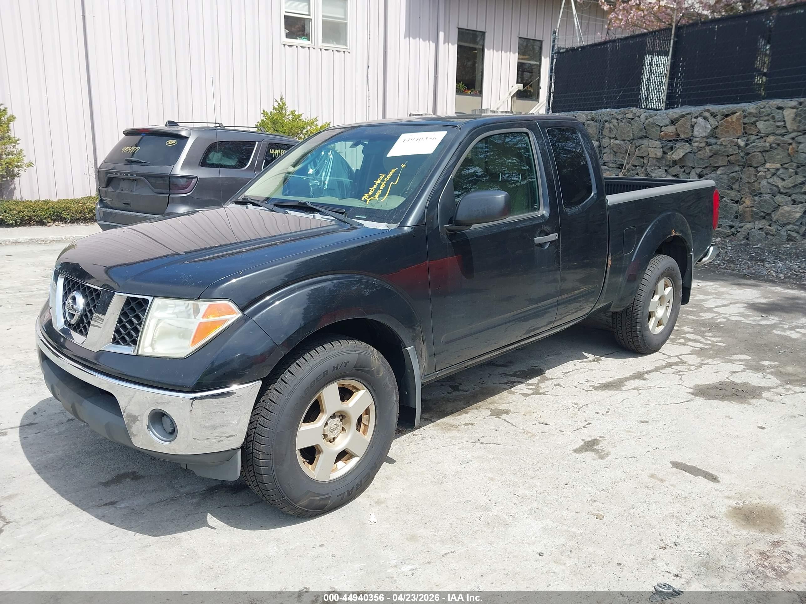 NISSAN FRONTIER image 2