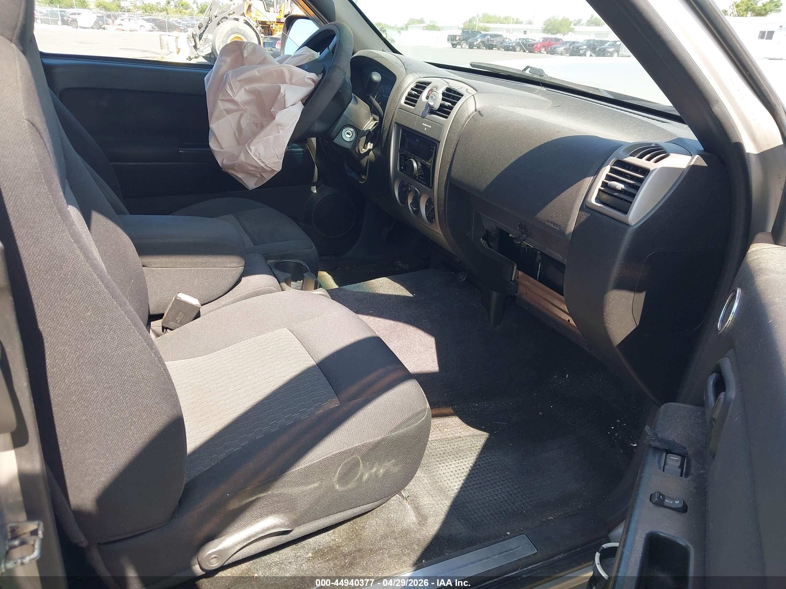 GMC CANYON image 5