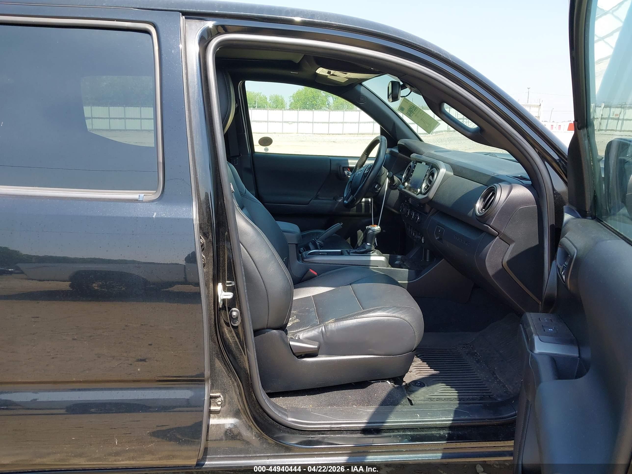 TOYOTA TACOMA image 5
