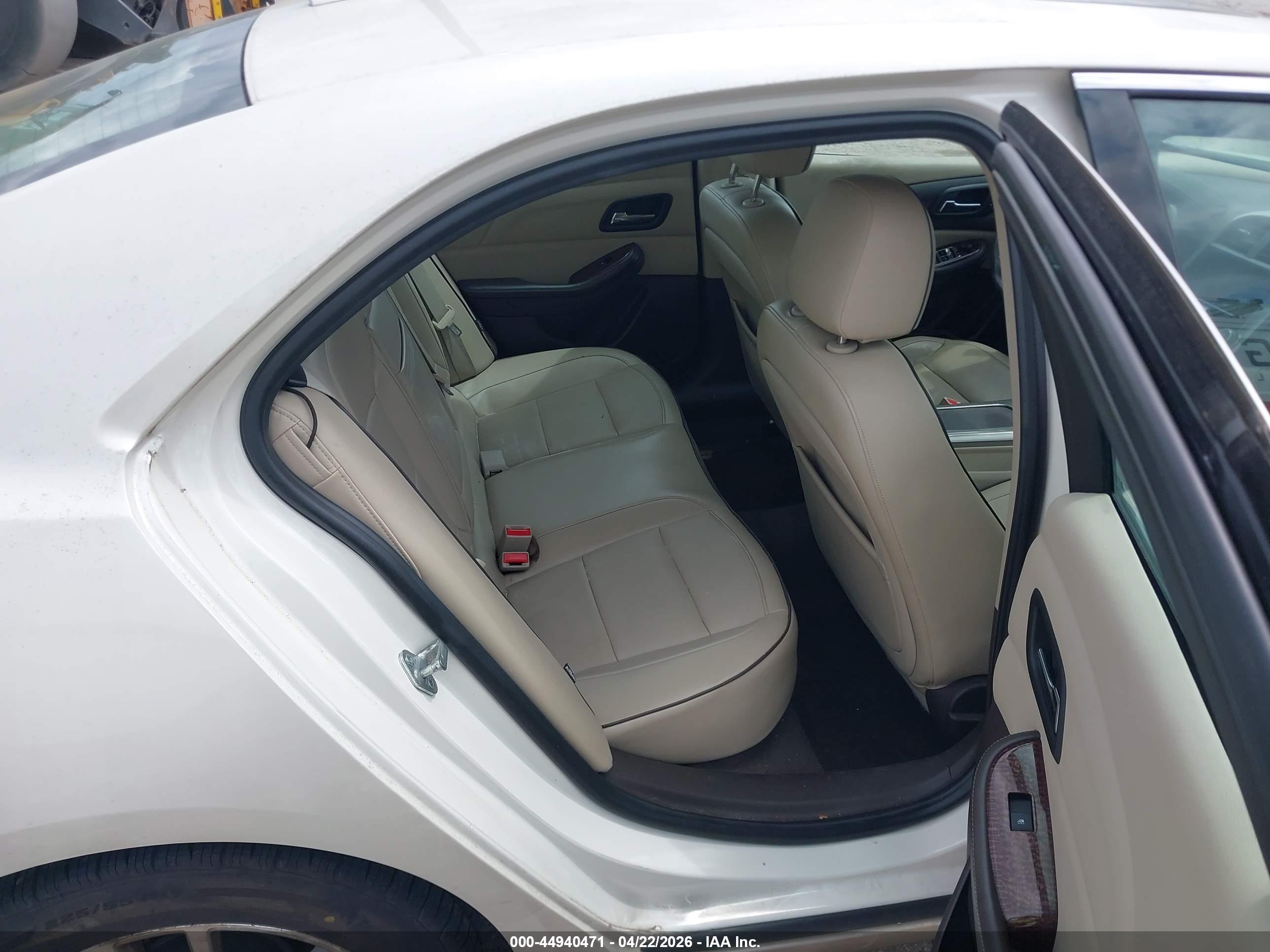 CHEVROLET MALIBU image 8