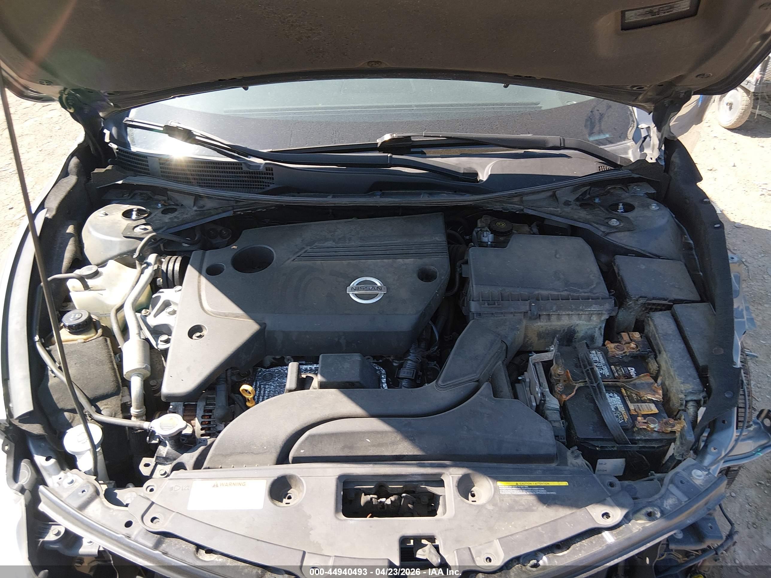 NISSAN ALTIMA image 10