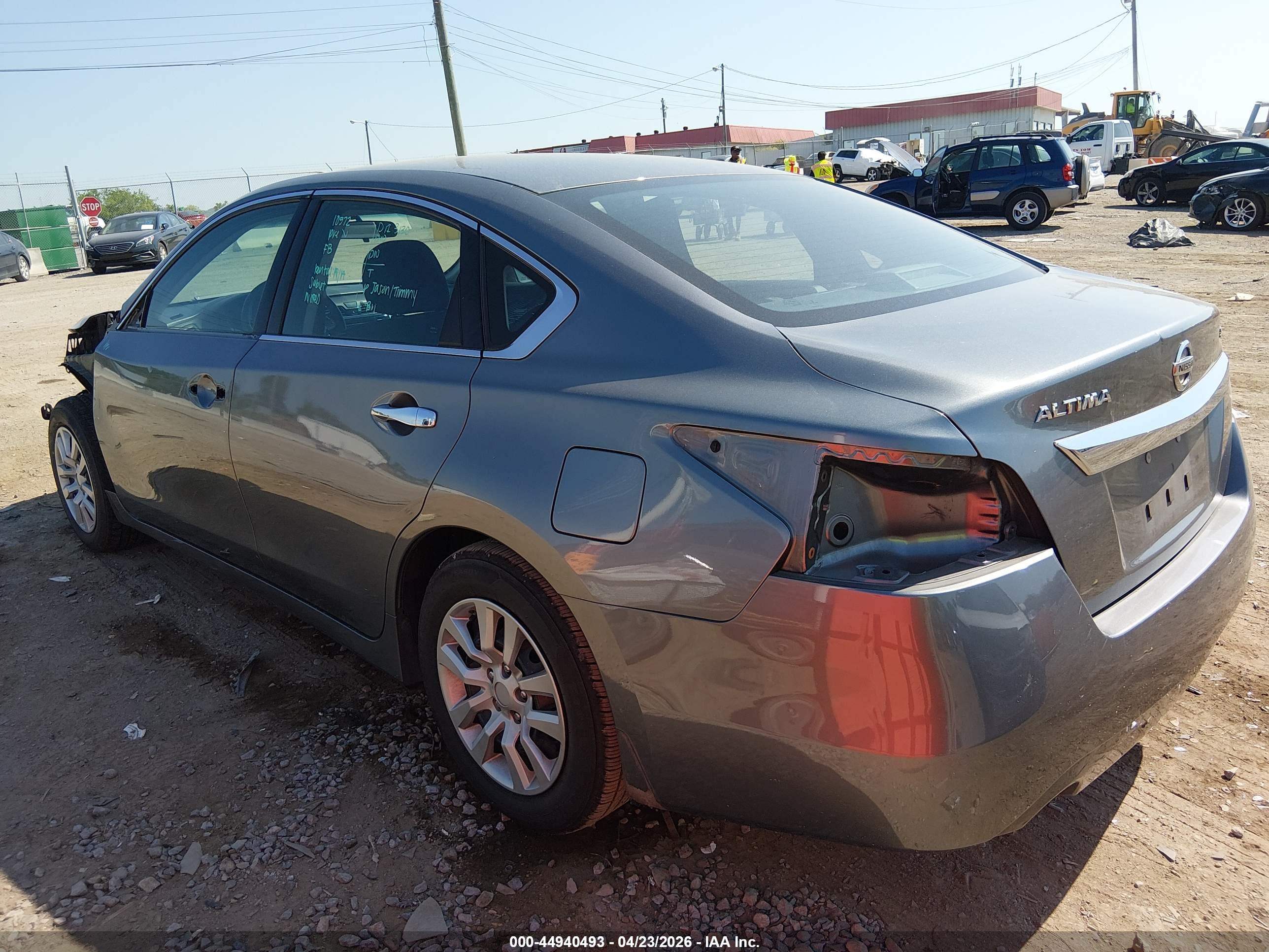 NISSAN ALTIMA image 3