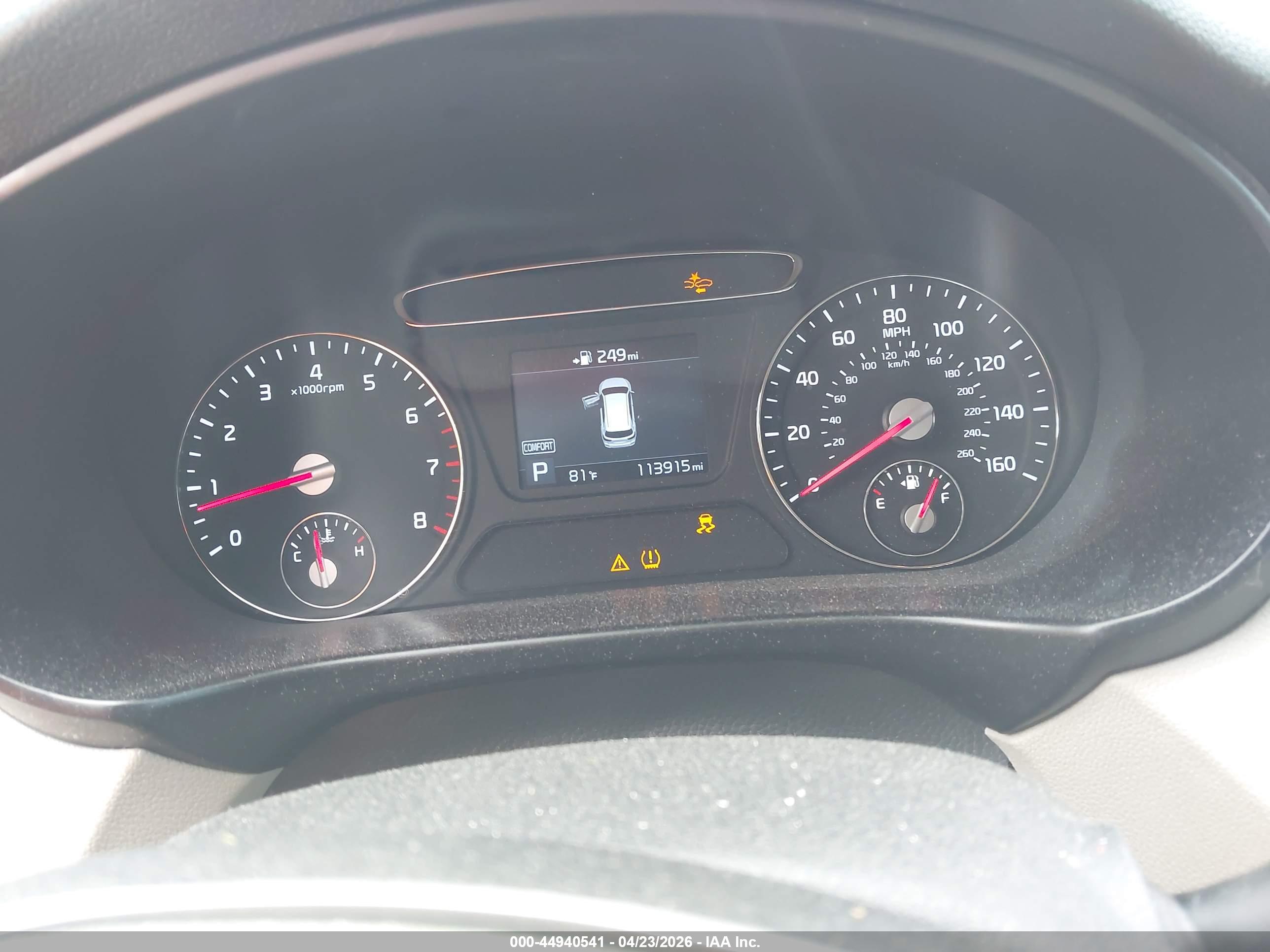 KIA SORENTO image 7