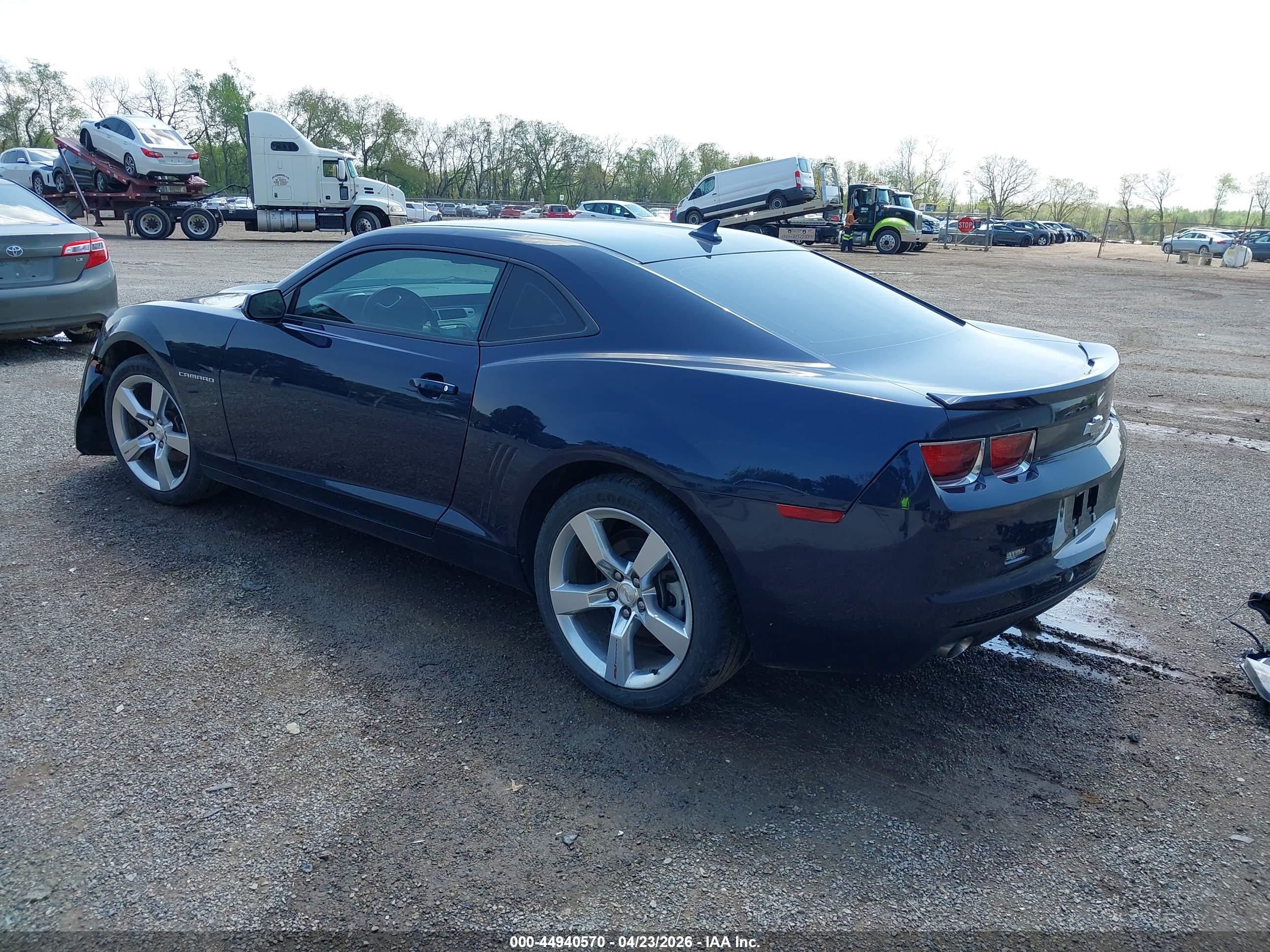 CHEVROLET CAMARO image 3