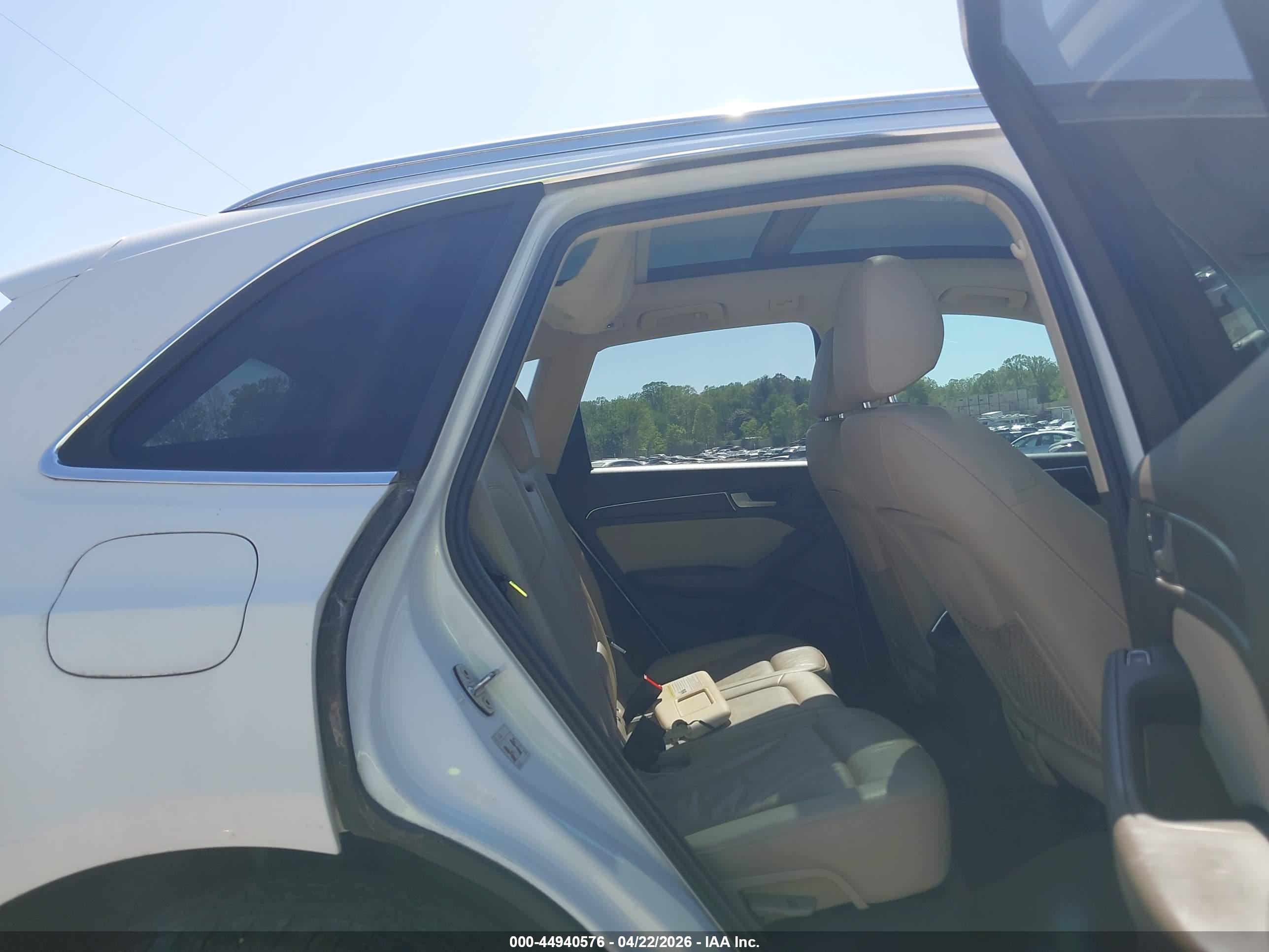 AUDI Q5 image 8
