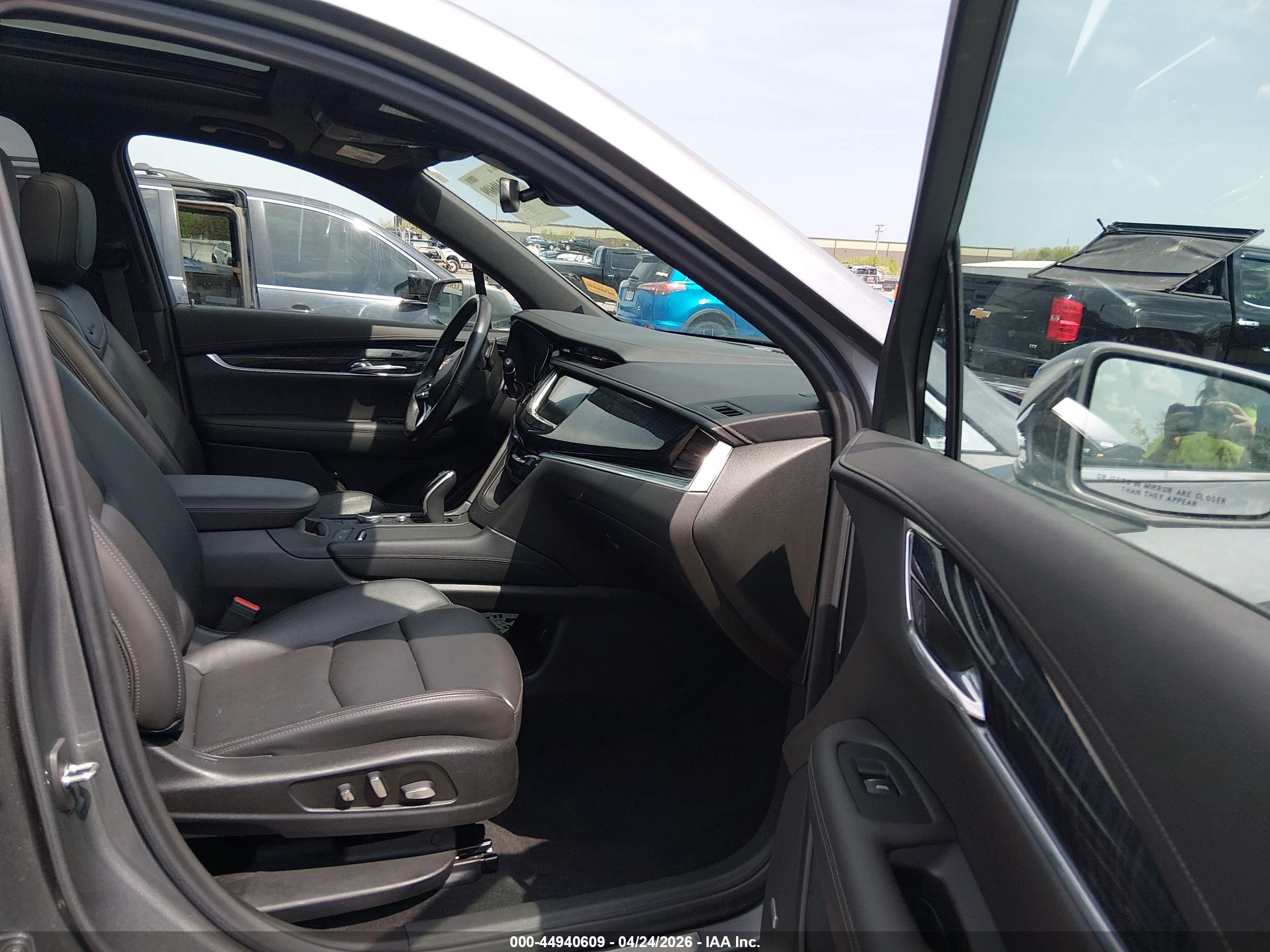 CADILLAC XT6 image 5