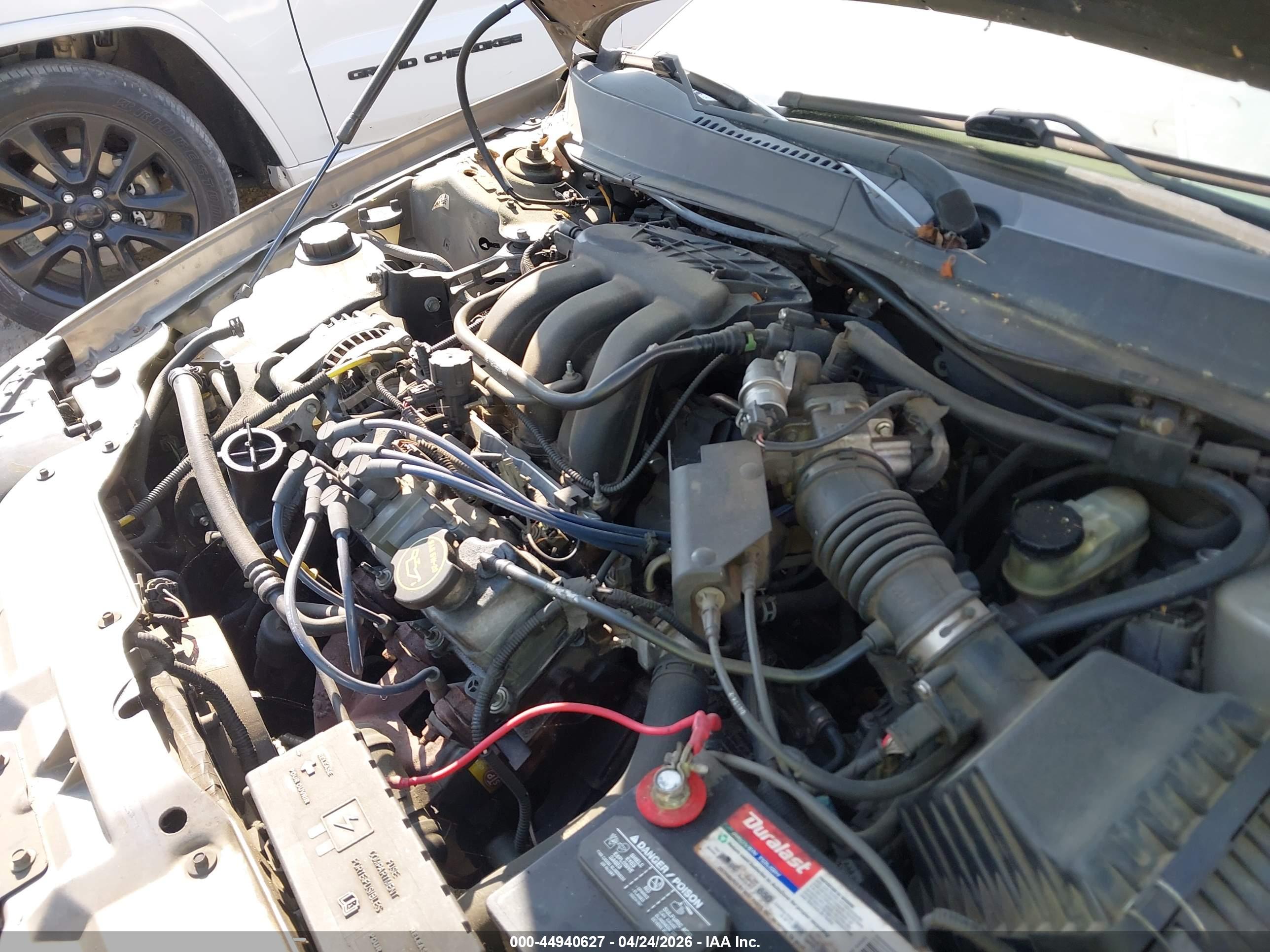FORD TAURUS image 10