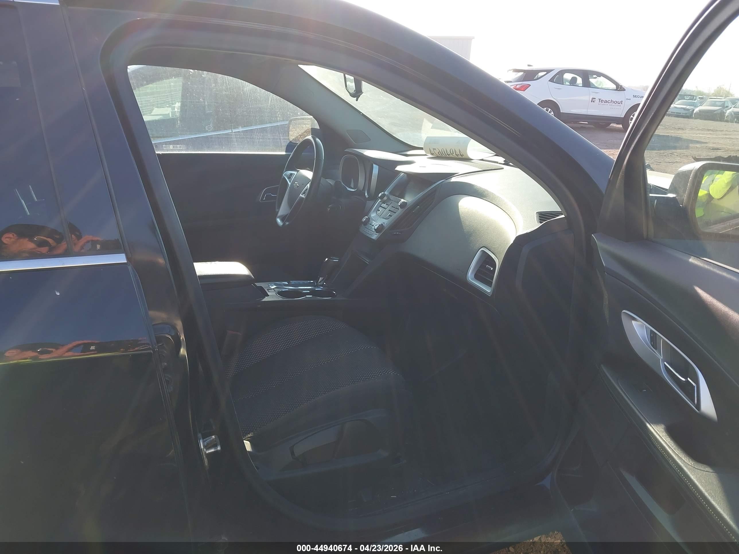 CHEVROLET EQUINOX image 5