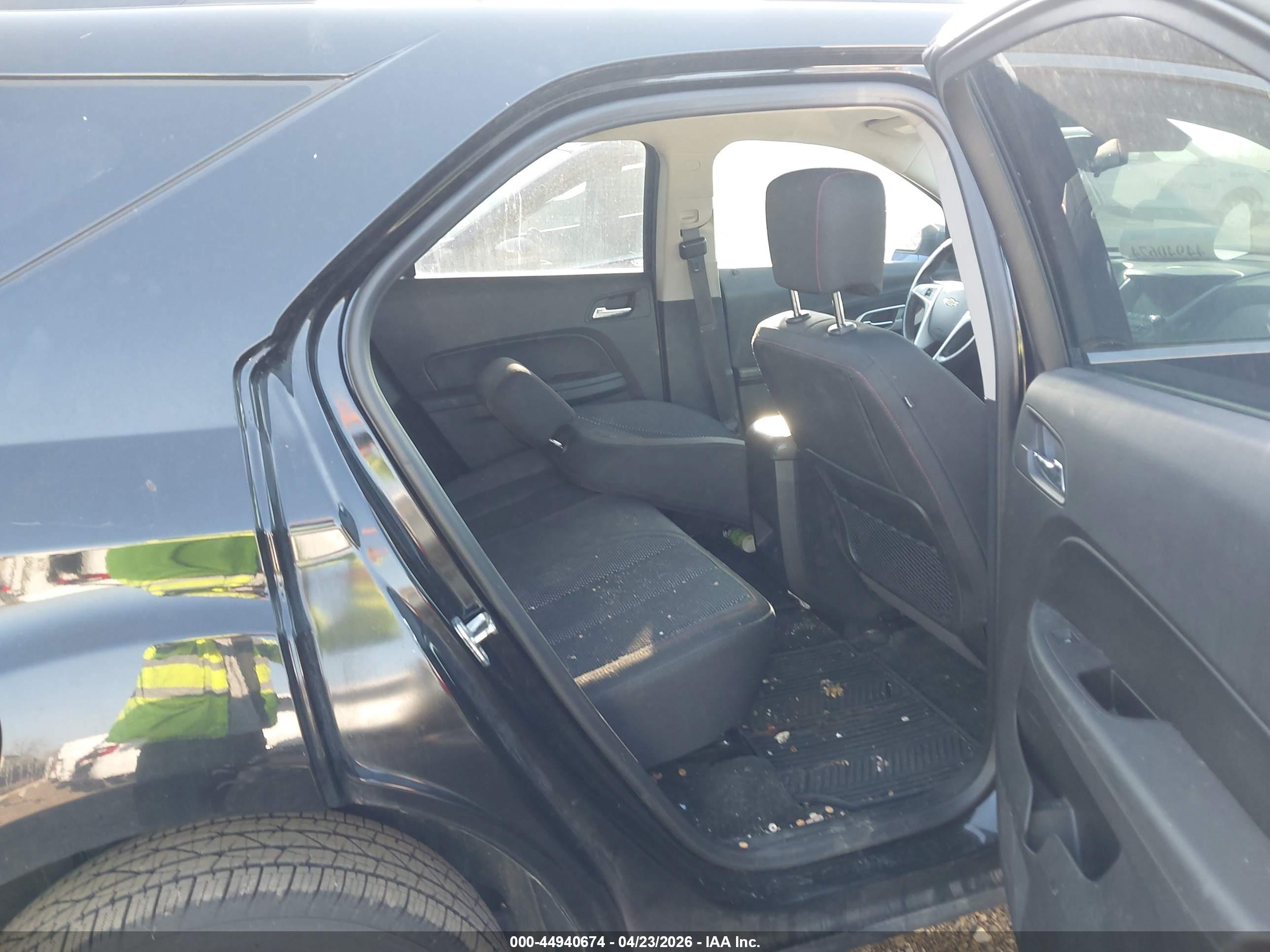 CHEVROLET EQUINOX image 8