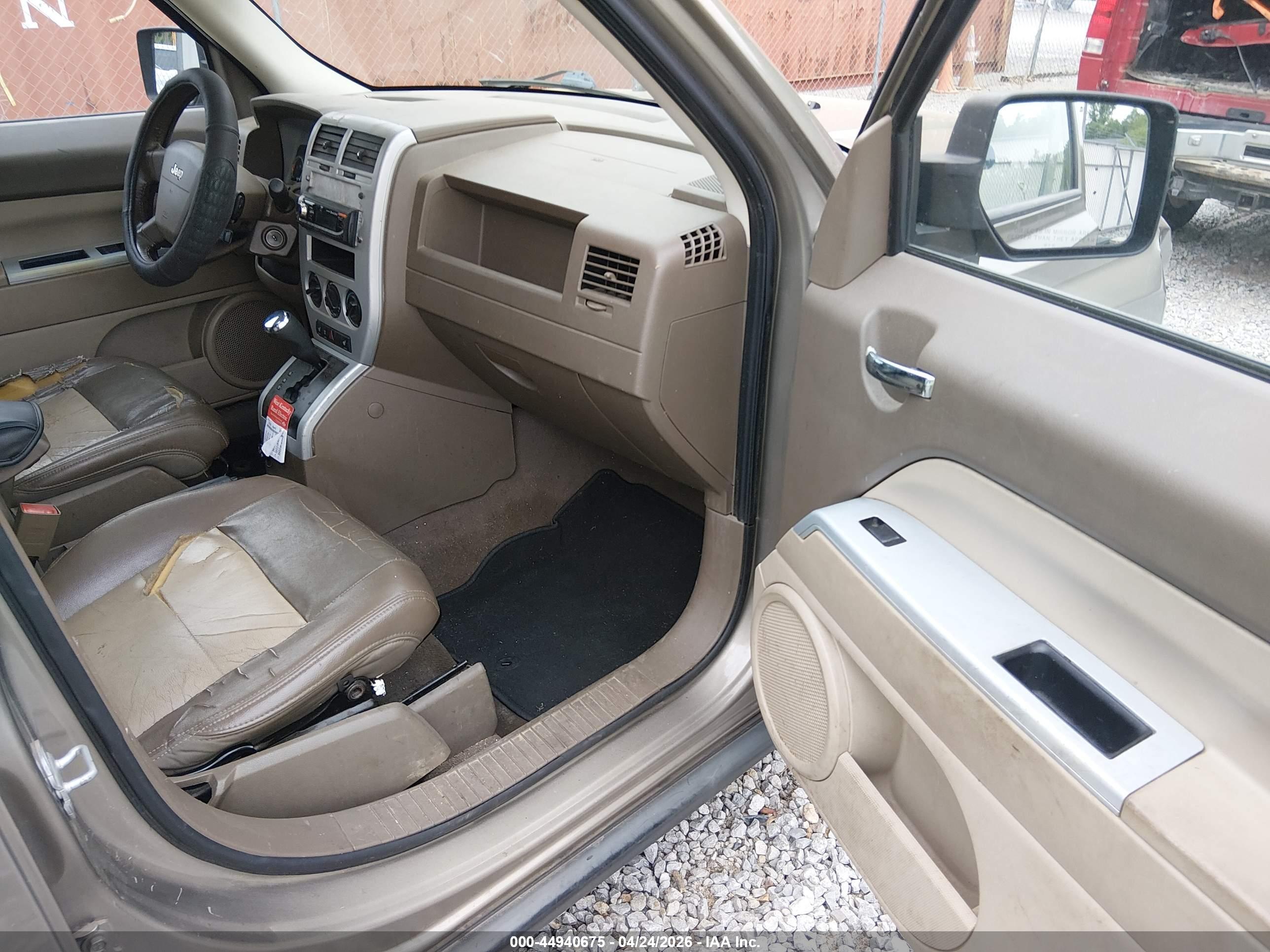 JEEP PATRIOT image 5