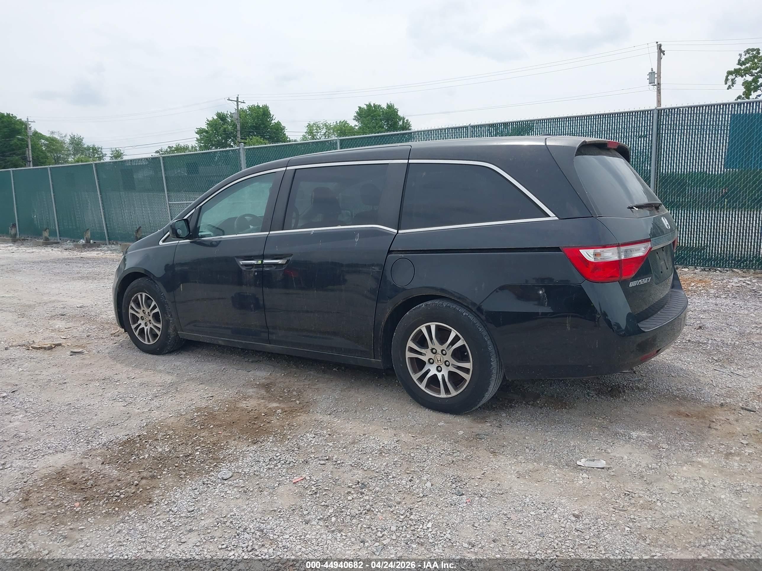 HONDA ODYSSEY image 3