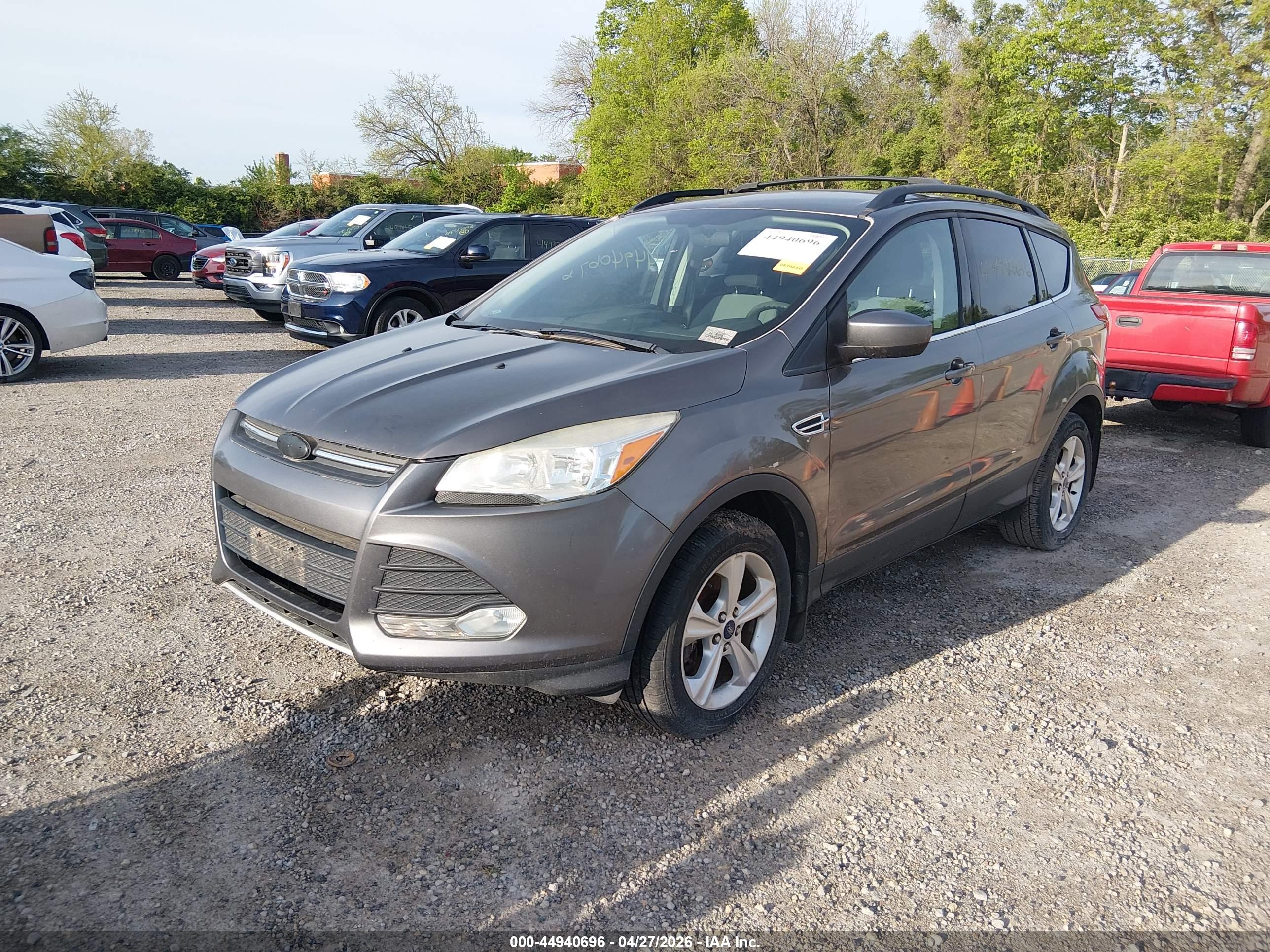 FORD ESCAPE image 2