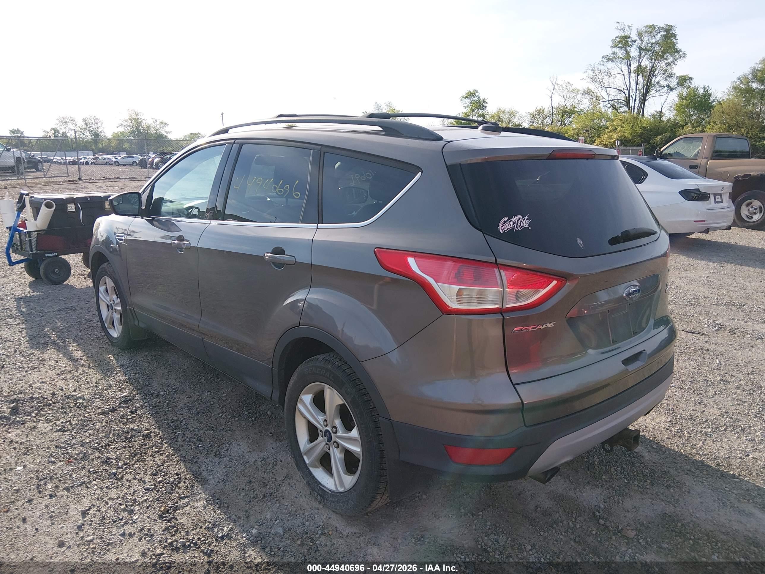 FORD ESCAPE image 3