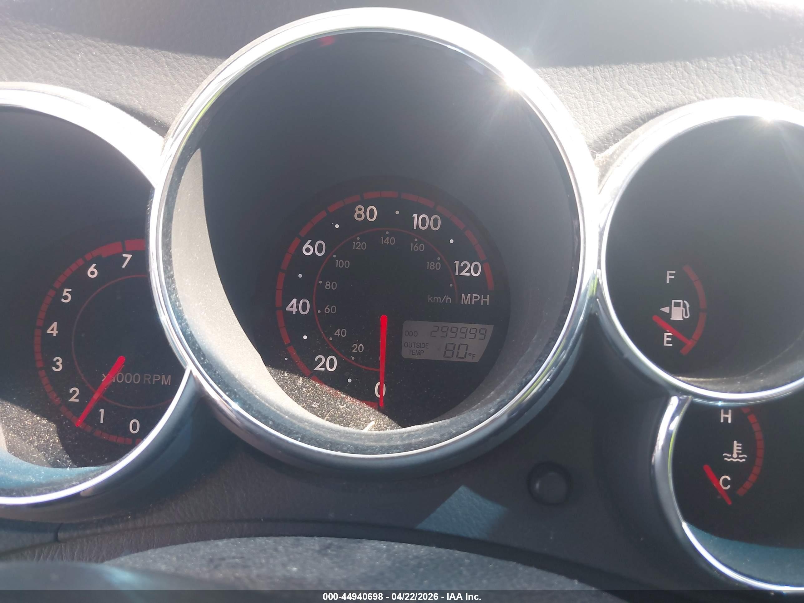 TOYOTA MATRIX image 7