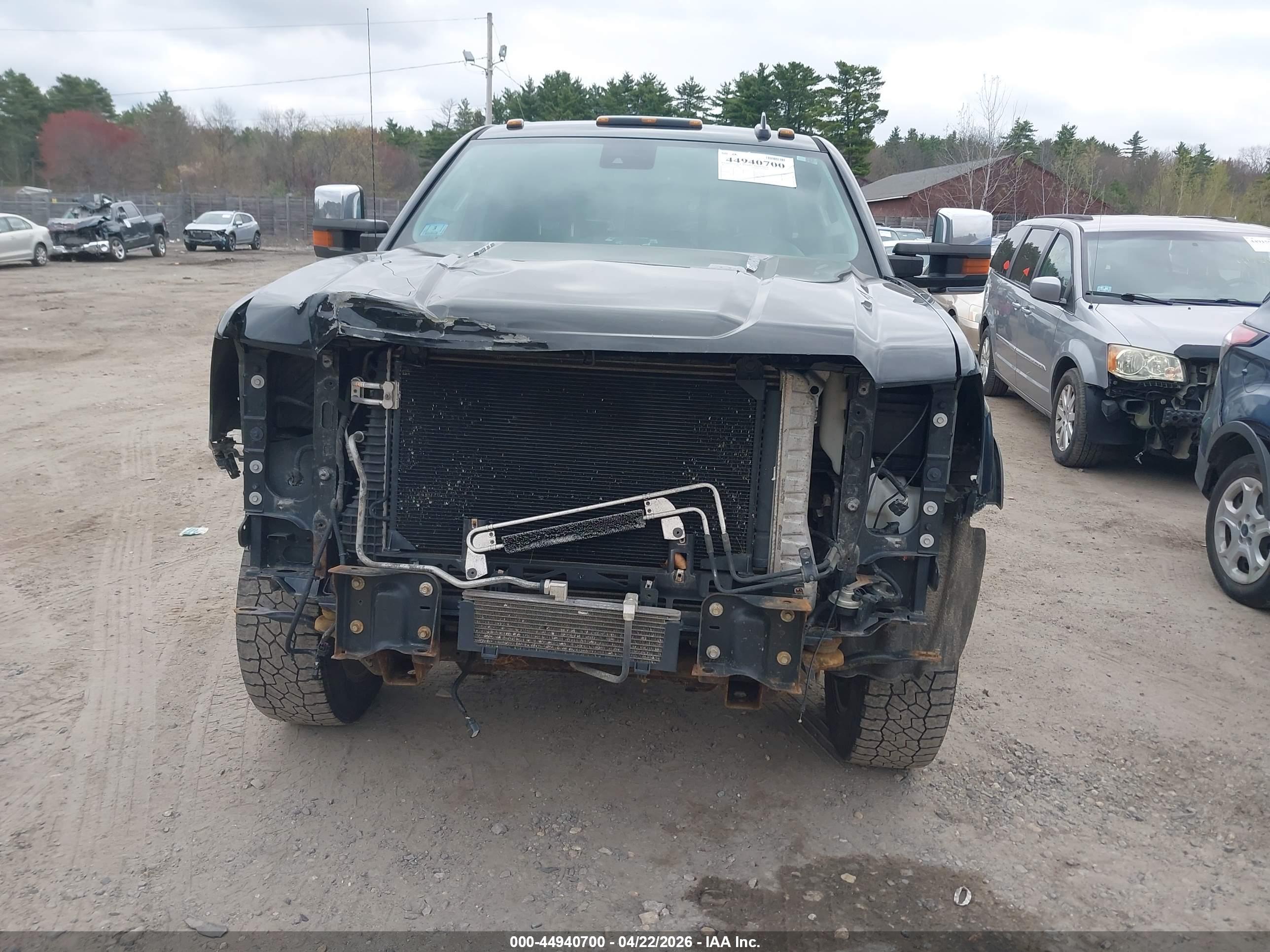 GMC SIERRA image 6