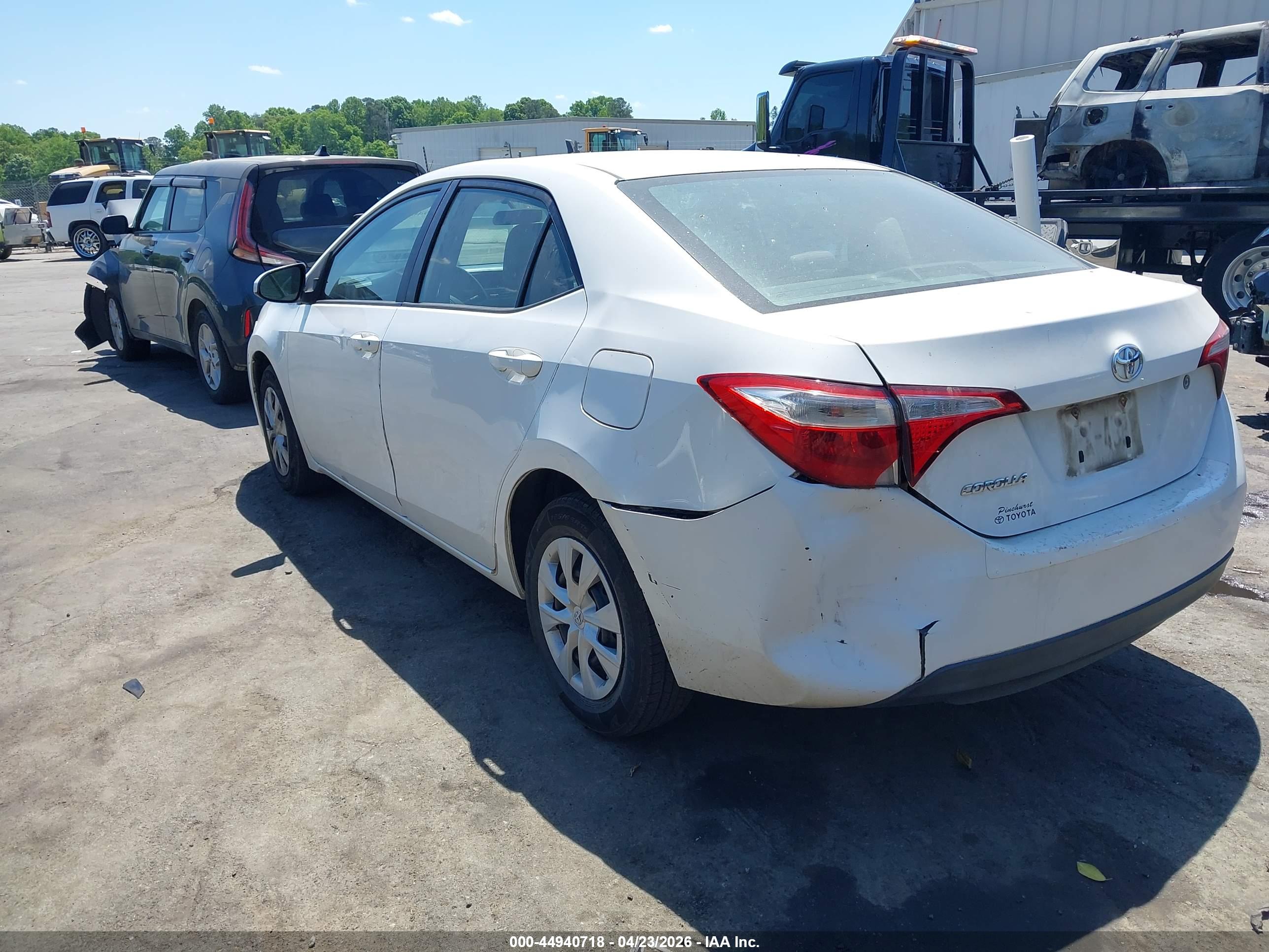 TOYOTA COROLLA image 3
