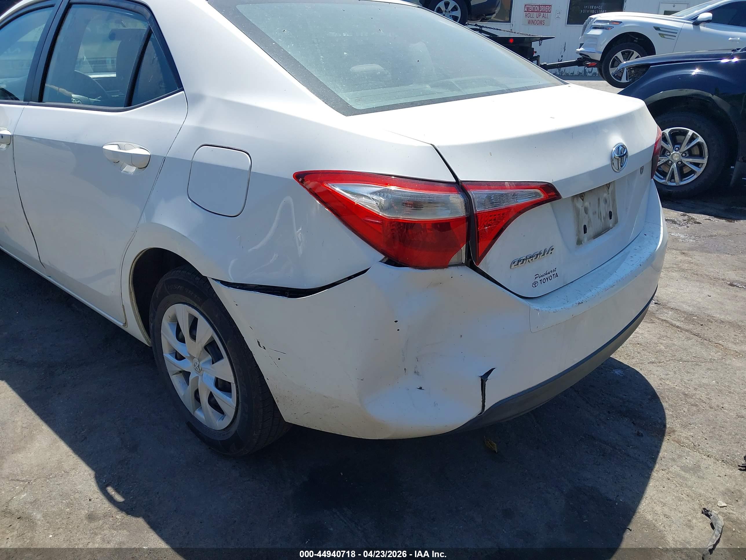TOYOTA COROLLA image 6