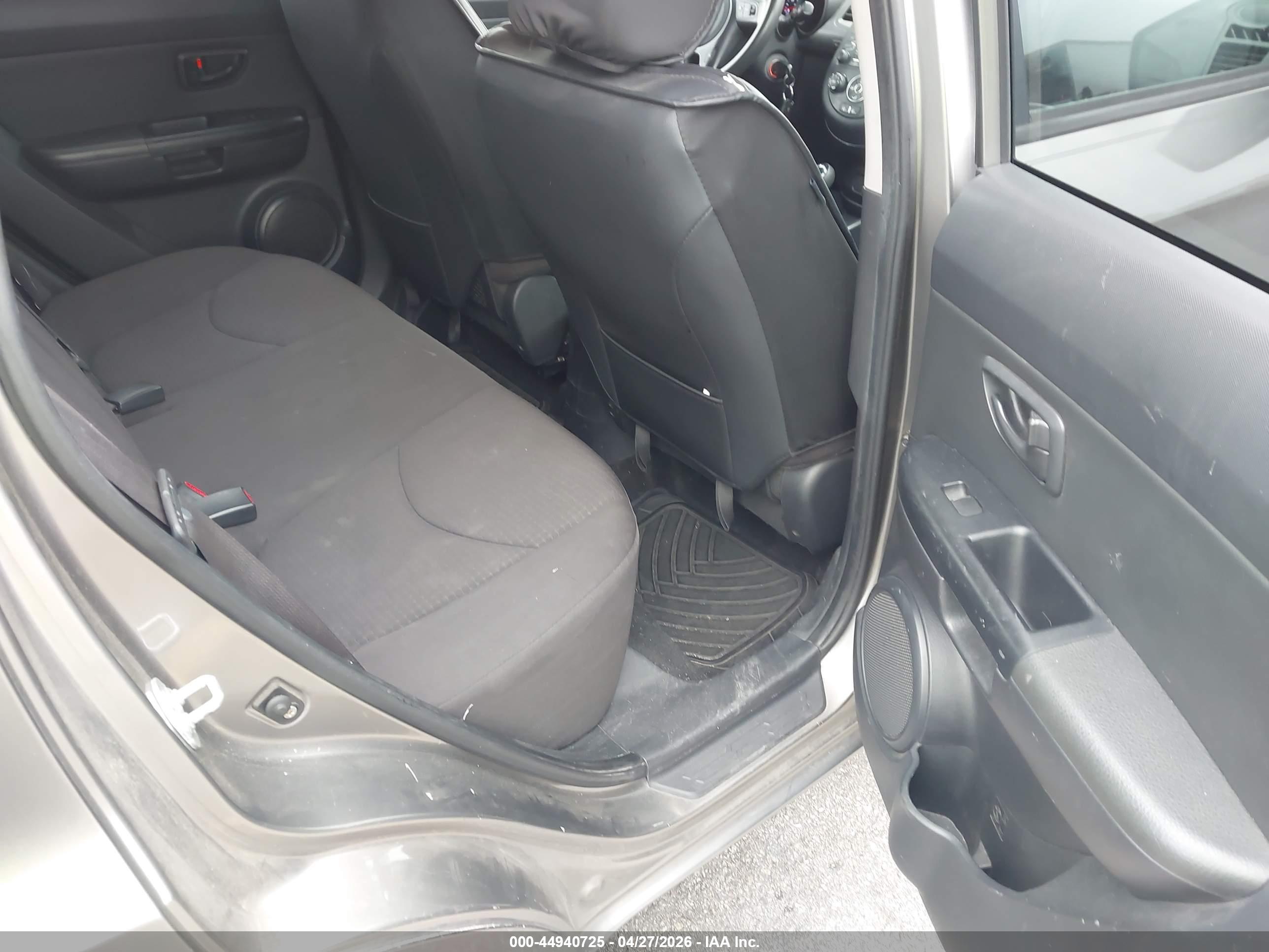 KIA SOUL image 8