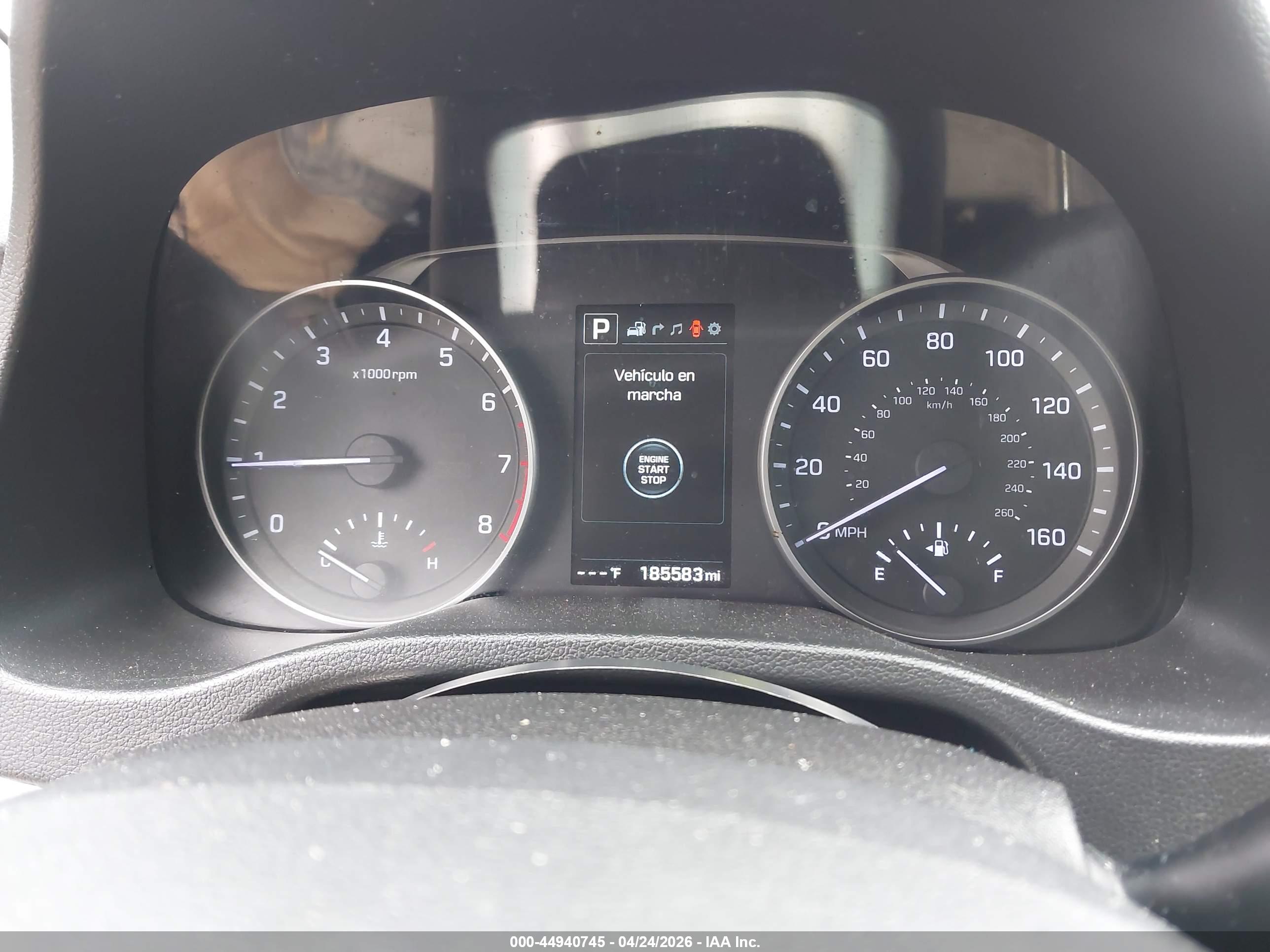HYUNDAI ELANTRA image 7